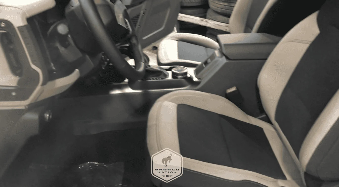Ford Bronco Big Bend 4dr Screen Shot 2021-04-23 at 12.44.44 PM