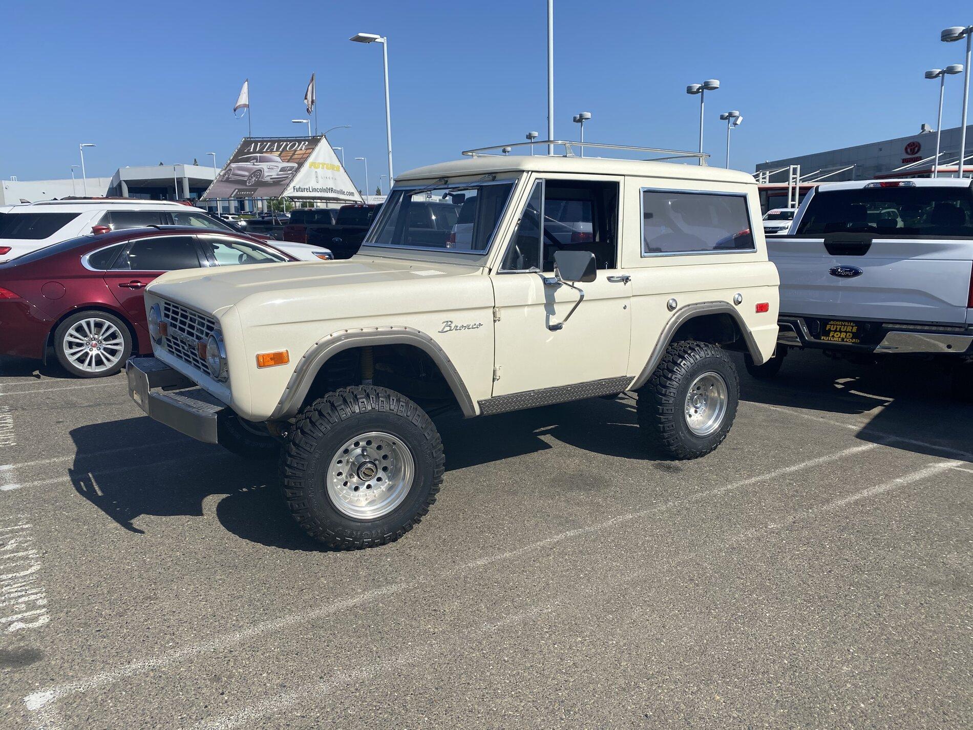 Ford Bronco Pictures from Future Ford Yesterday C6F09661-D1CB-4F2D-90EB-B822E55FFD0B