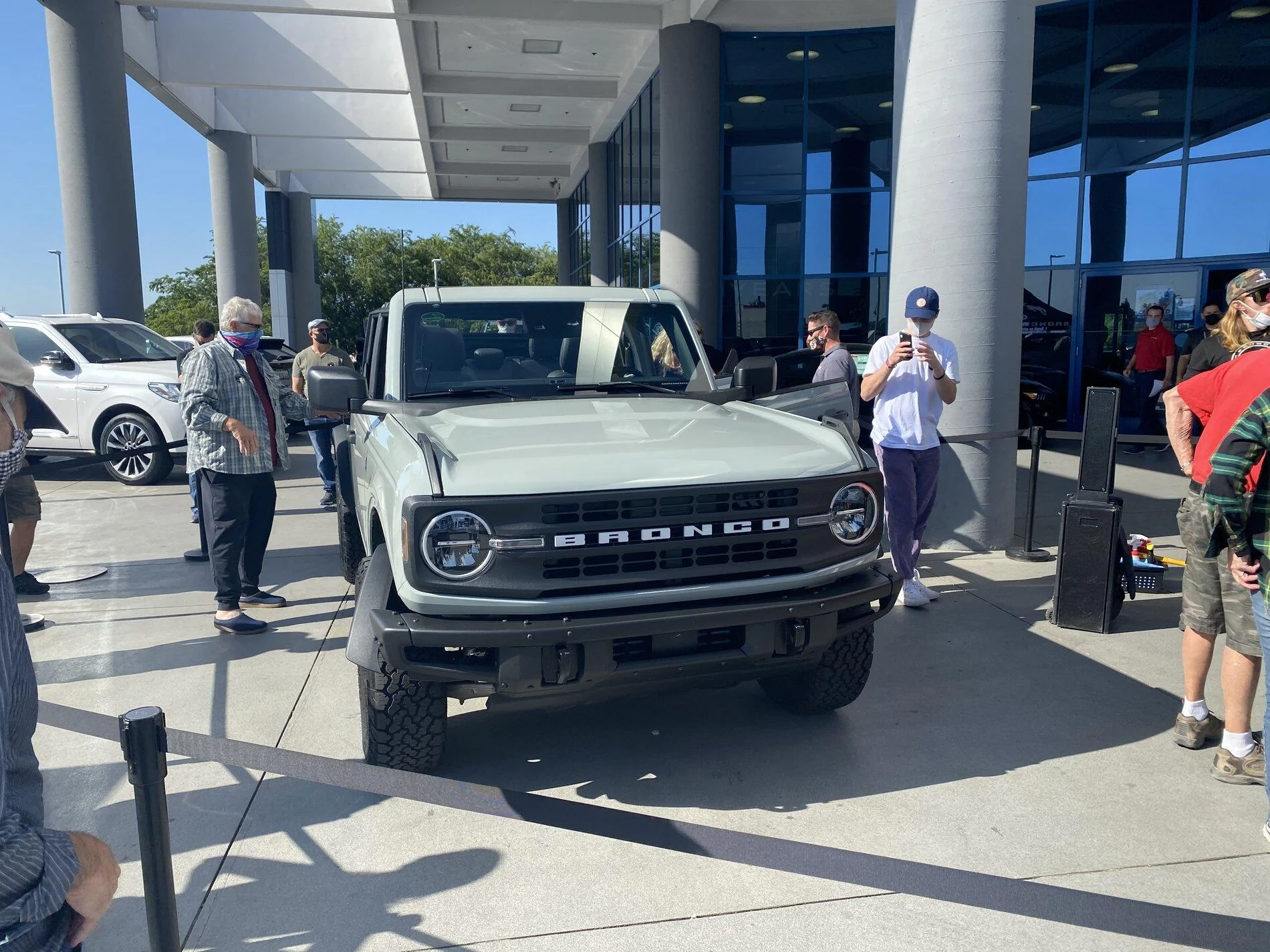 Ford Bronco Pictures from Future Ford Yesterday 1FBCA895-8EC7-4CC6-9389-BF64C95C9F07