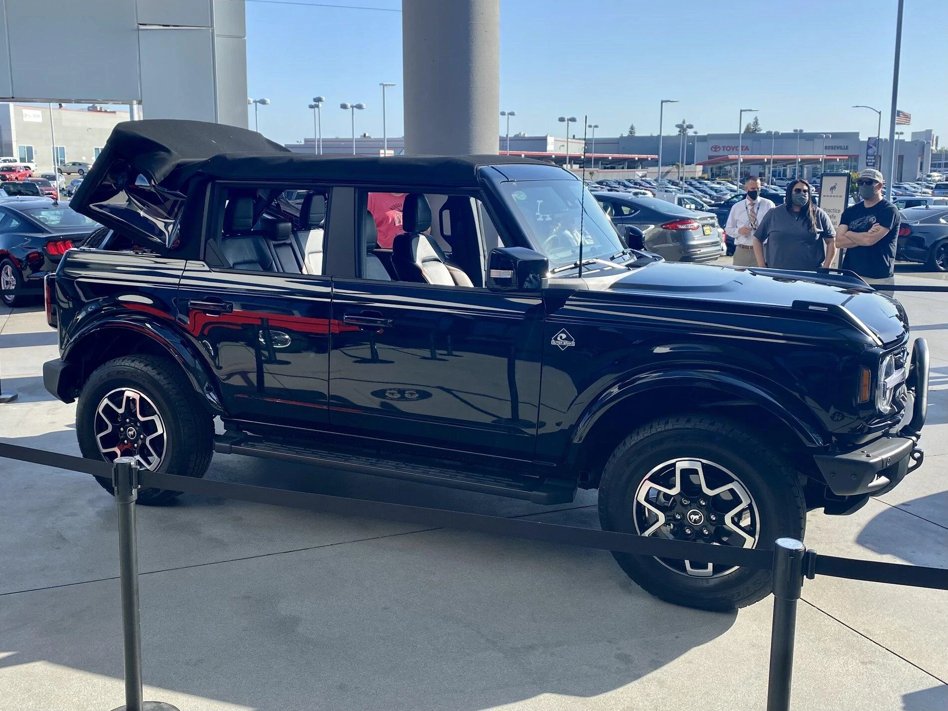 Ford Bronco Pictures from Future Ford Yesterday C9F55F48-0153-444F-B2EE-5DF30B98B32A
