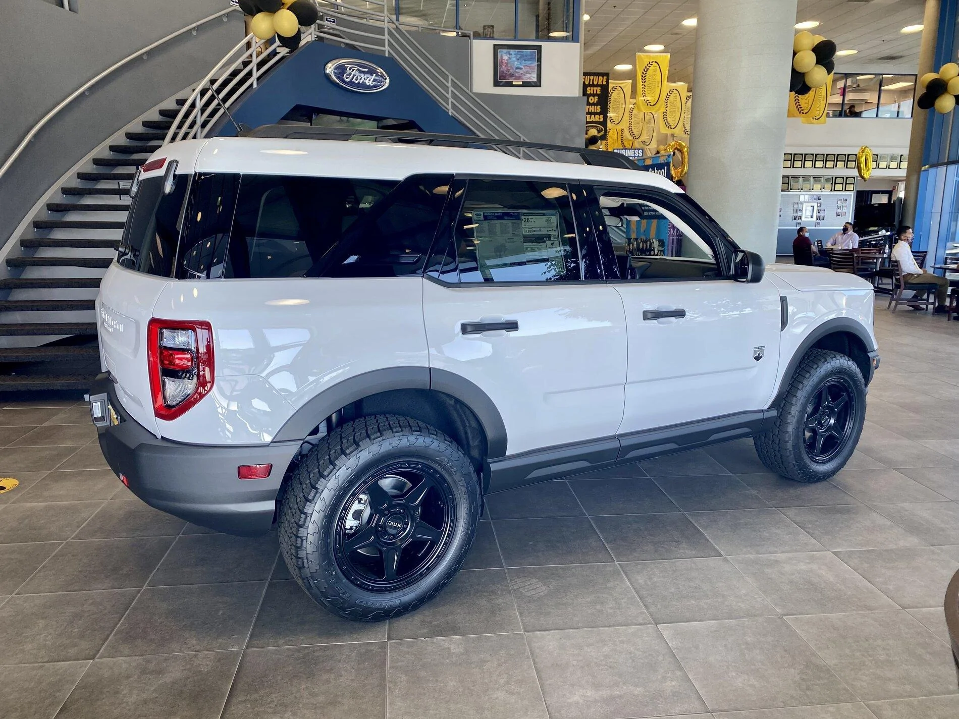 Ford Bronco Pictures from Future Ford Yesterday 5DD8E605-0C4A-4CD7-AD1D-E04E5FC57E9A