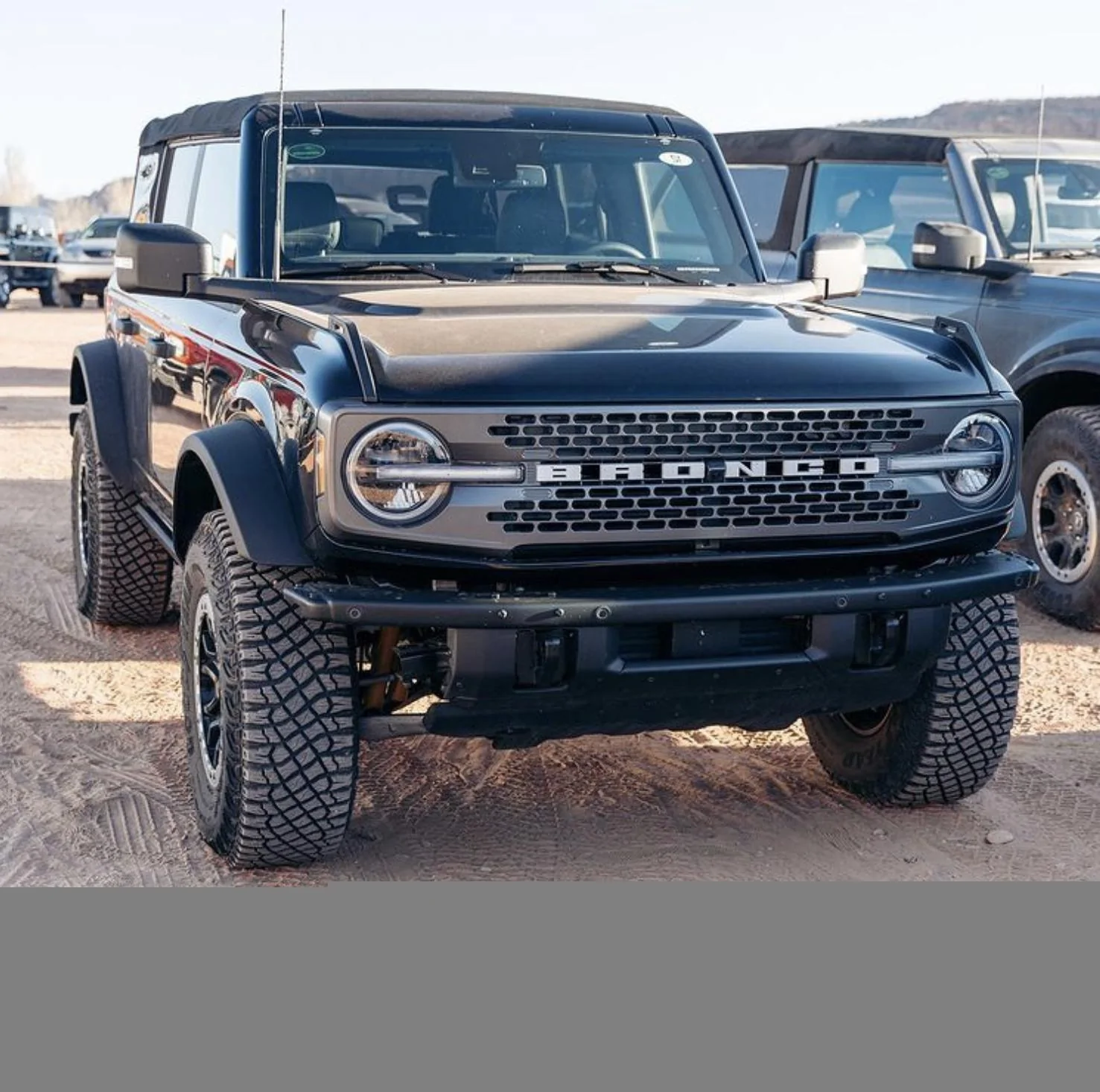 Ford Bronco Badlands vs Sasquatch AF2E58ED-B448-4CD3-A593-6E5267D95B9B