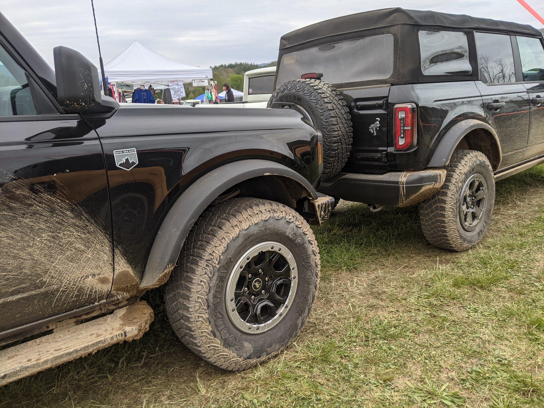 Ford Bronco Badlands vs Sasquatch PXL_20210423_154810309