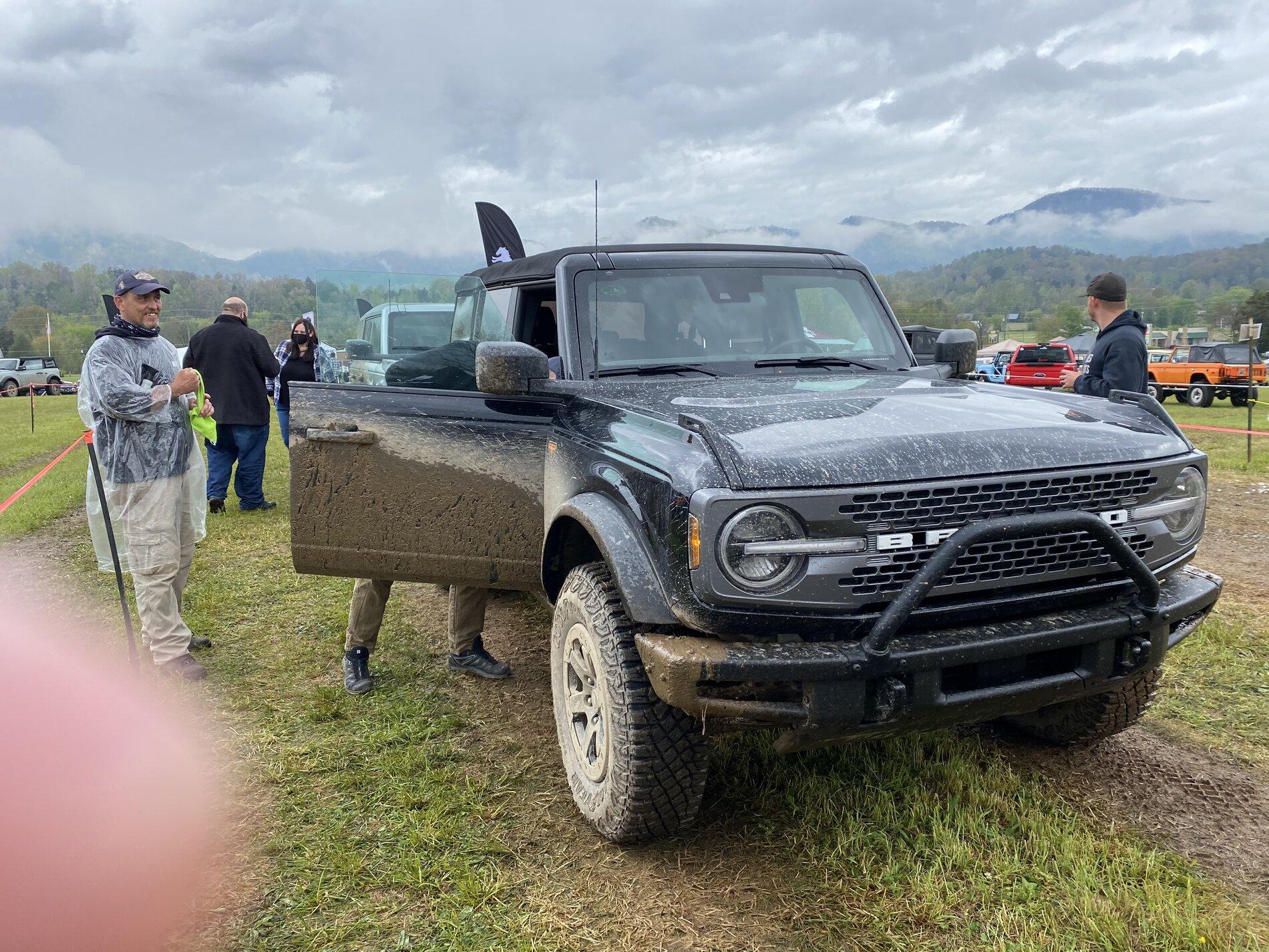 Ford Bronco How dirty do Broncos get? IMG_3525.JPG