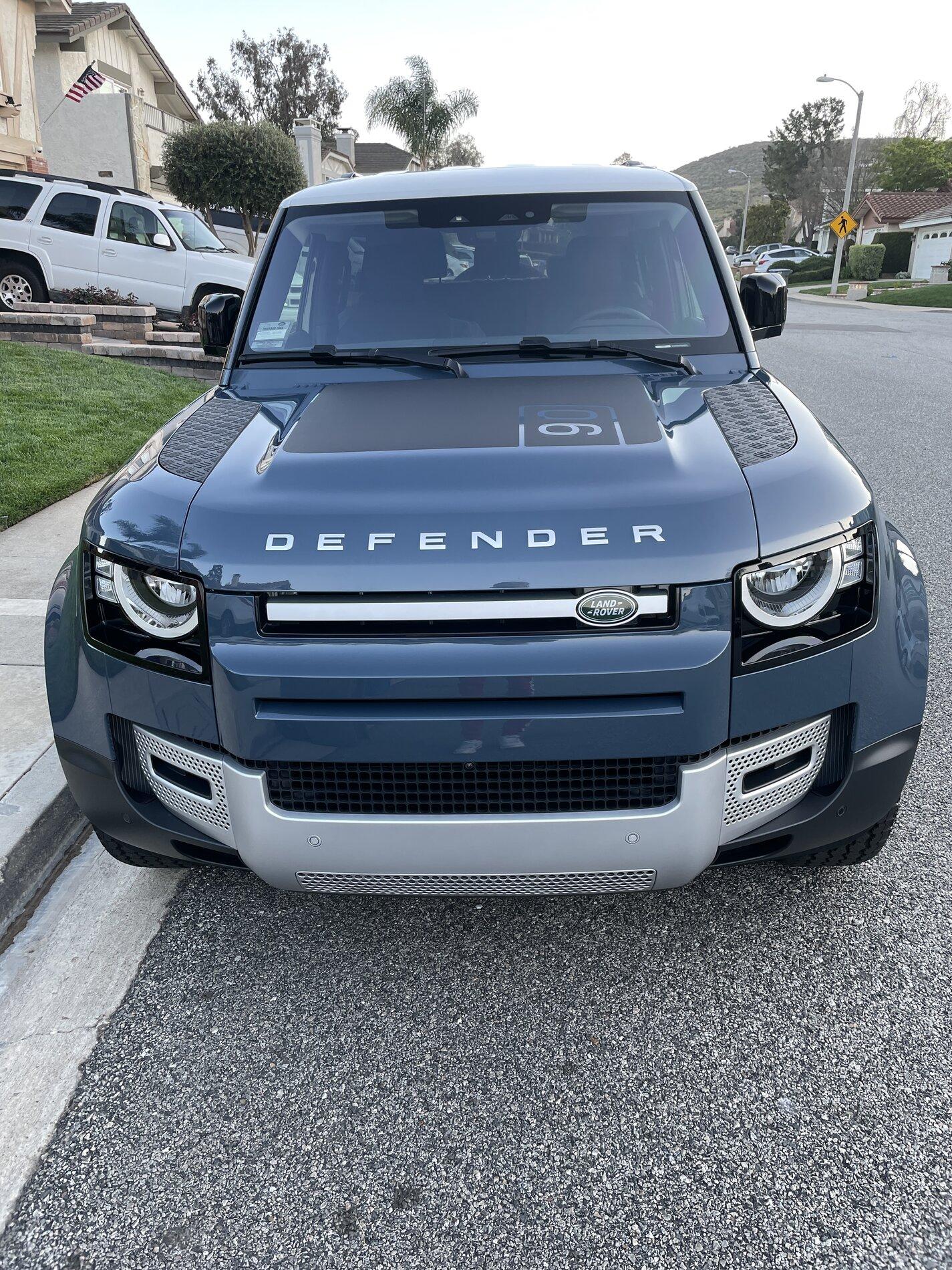 Ford Bronco Defender 90 vs Bronco 2 door 9D58DD2F-5A57-49FB-8A2A-E9271163FFC1