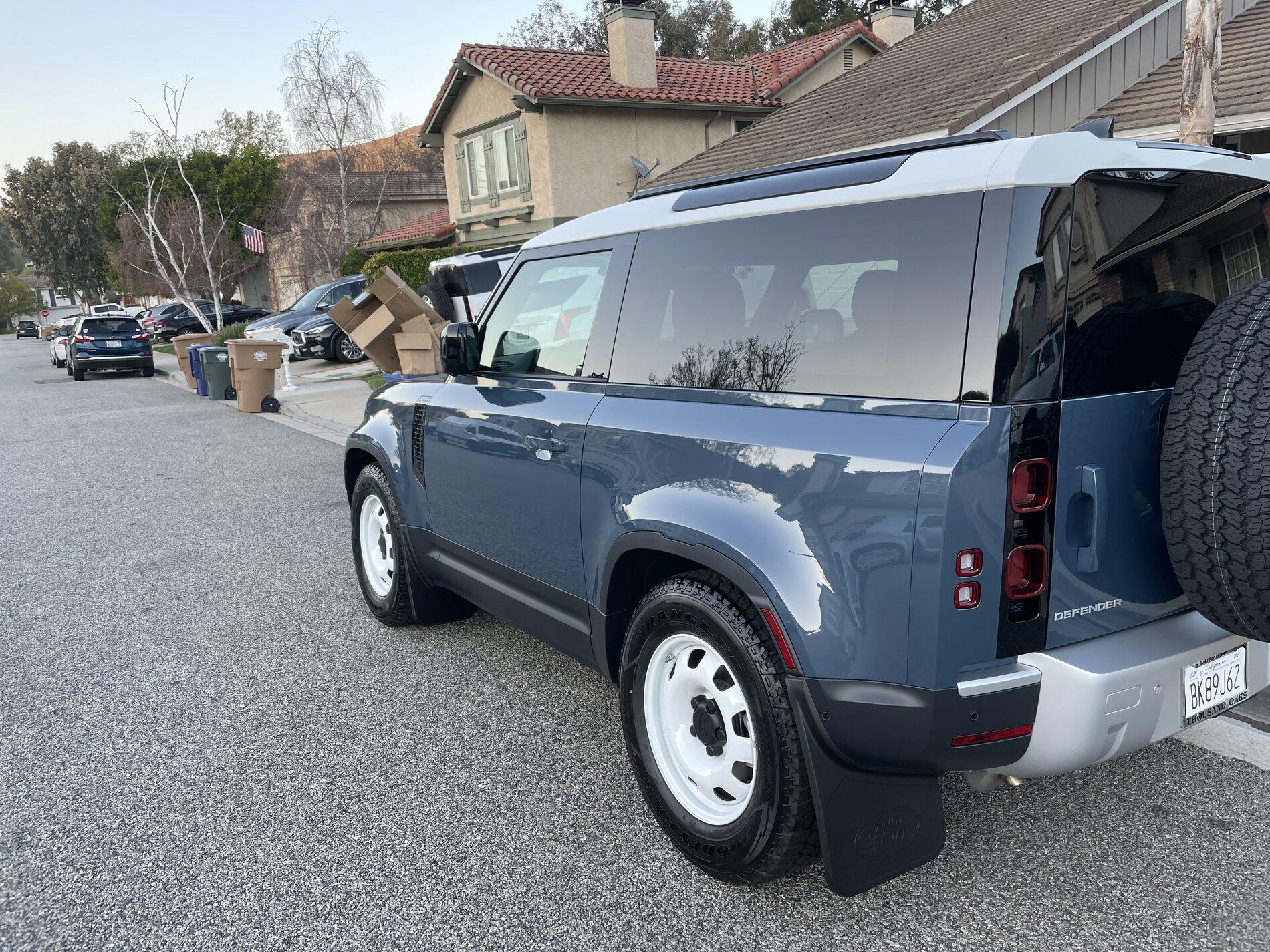 Ford Bronco Defender 90 vs Bronco 2 door D7C4A402-053D-473D-98A8-A8C3EB8FF7EB