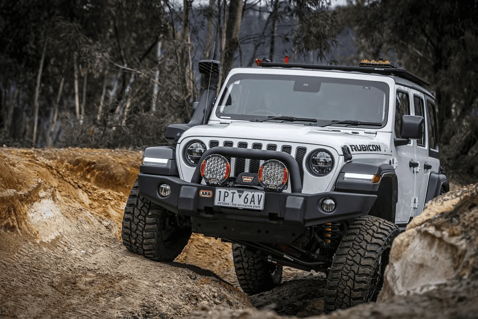 Ford Bronco Adding Fog Lights to Badlands (Modular Bumper) 1619709920175