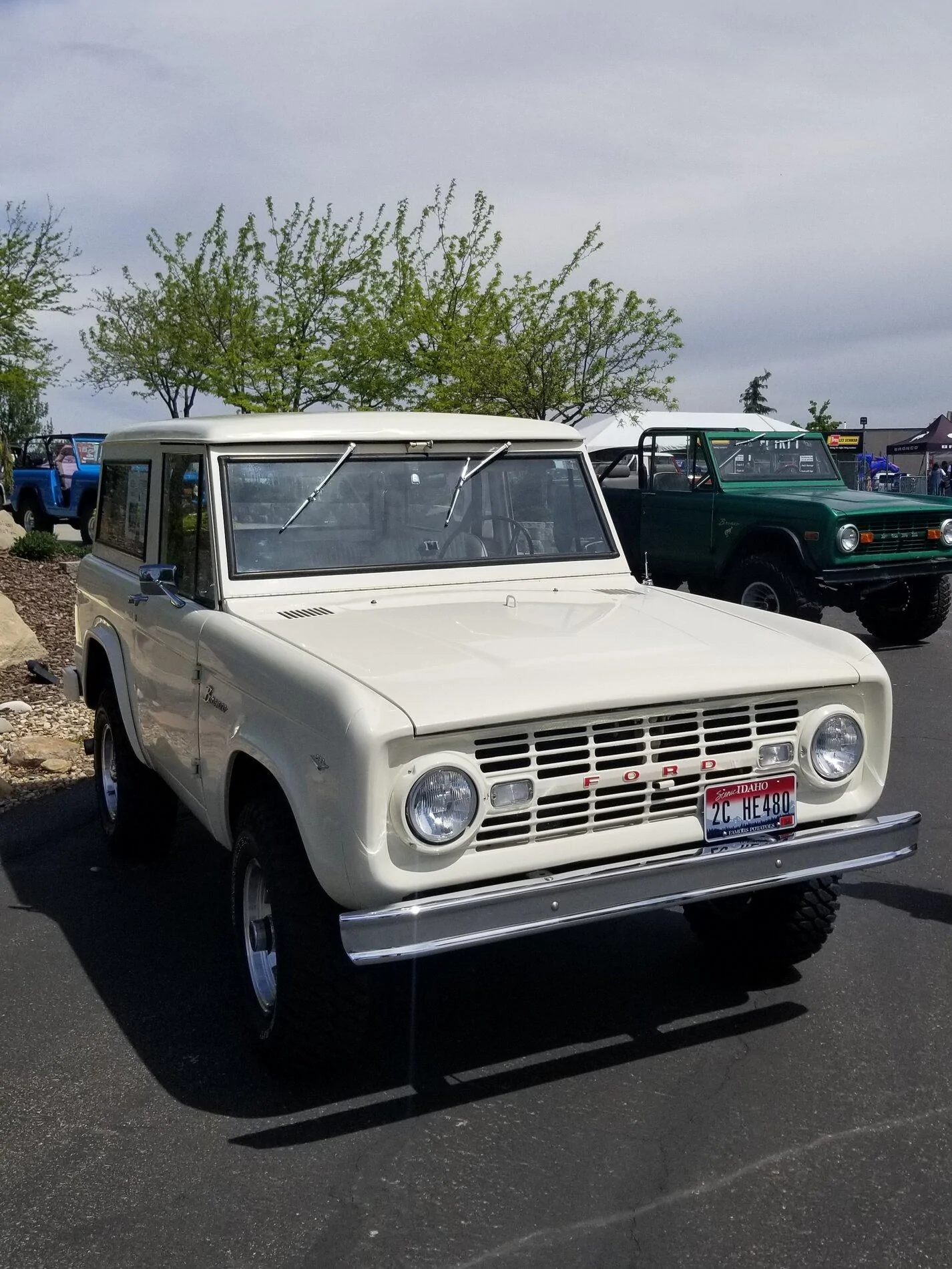 Ford Bronco Old school and new! 20210501_143917