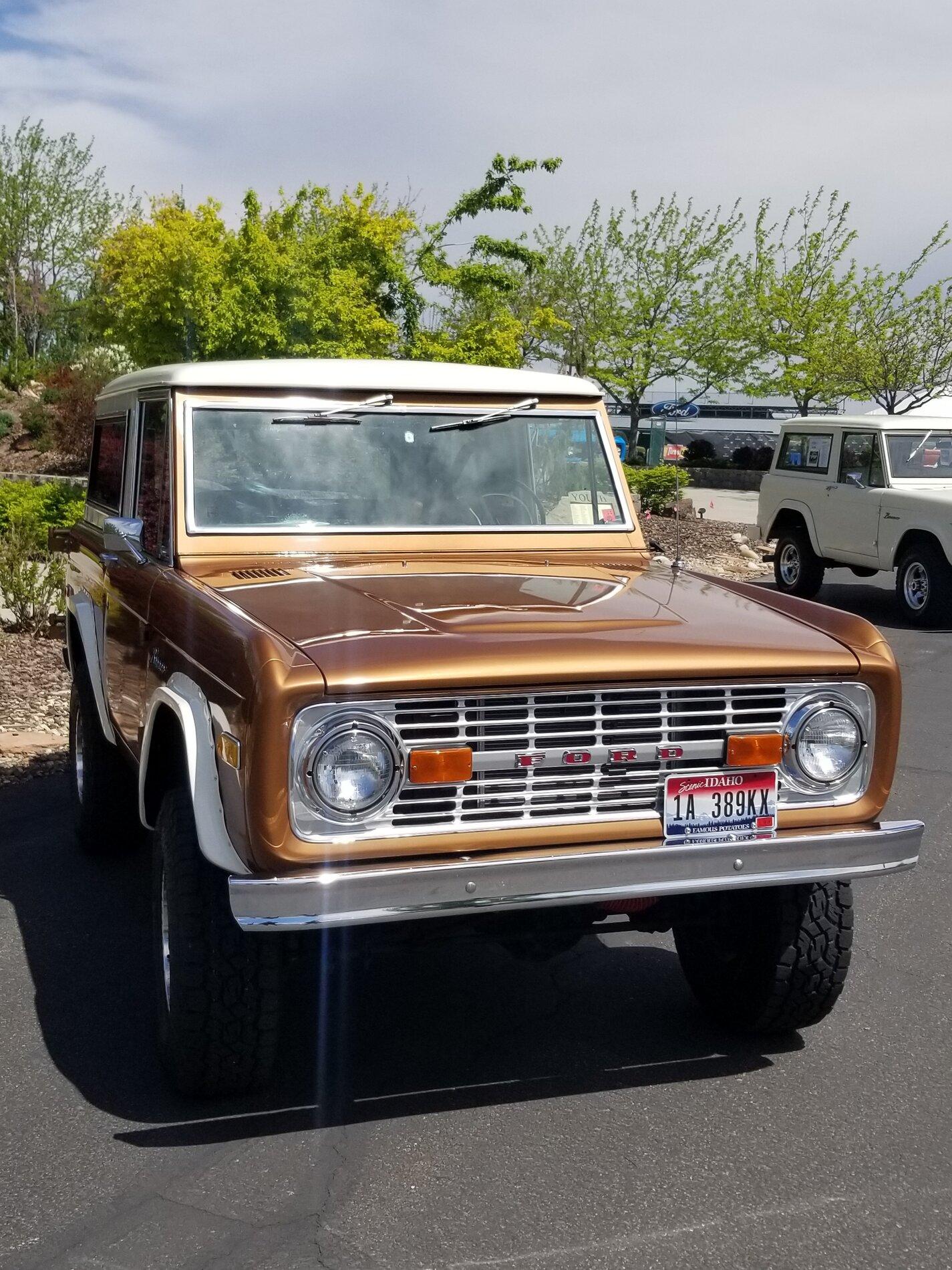 Ford Bronco Old school and new! 20210501_143901