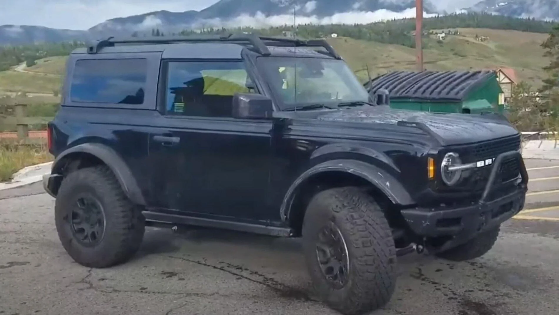 Ford Bronco Black 2 door bronco thread 44rt