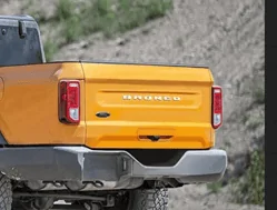 Ford Bronco Bronco pickup? Gladiator shows what will happen... 1620054385083