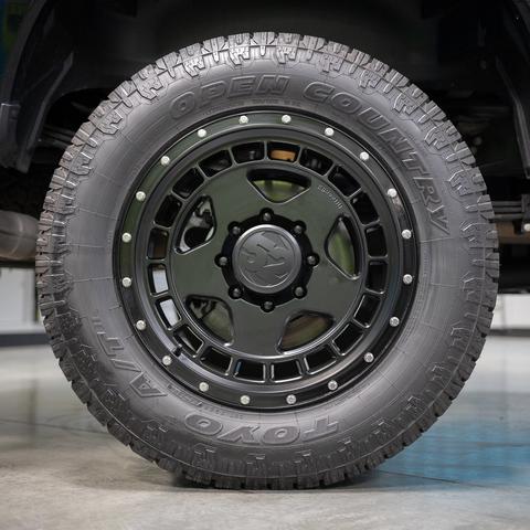 Ford Bronco 2021 Ford Bronco: Adventure is Calling, Panda is Answering D8taHsFXYAUHZ1m_480x480
