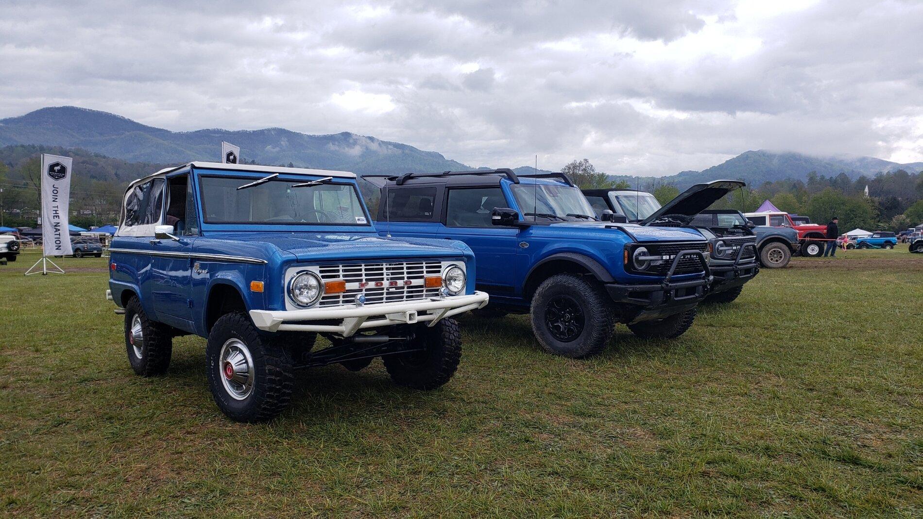 Ford Bronco 1974 Bronco Explorer 6E8C61D5-8CD6-459C-A0B4-F38C53F8C8BC