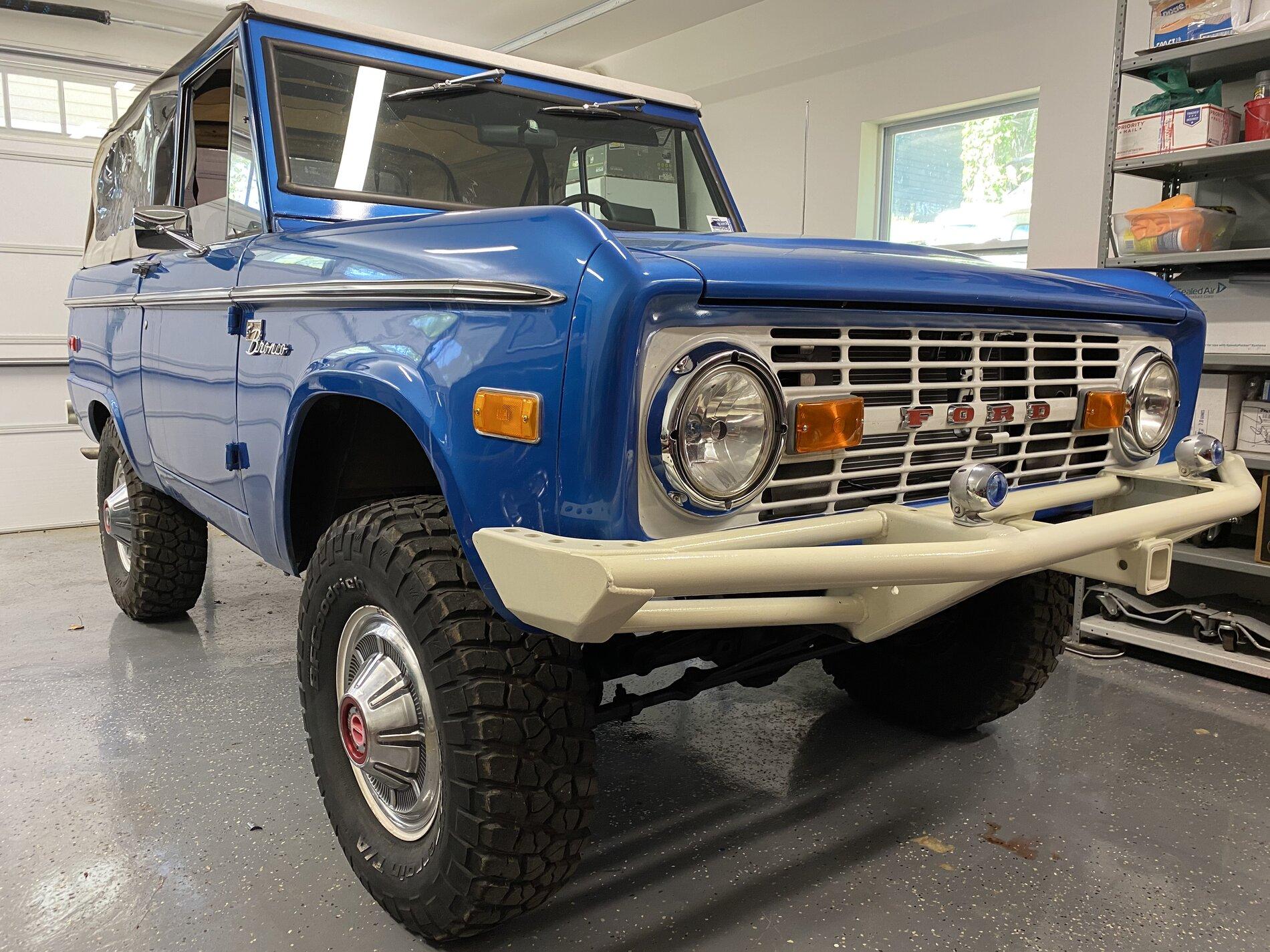 Ford Bronco 1974 Bronco Explorer DE0B04A8-3799-4F68-9742-ECF342A9EF20