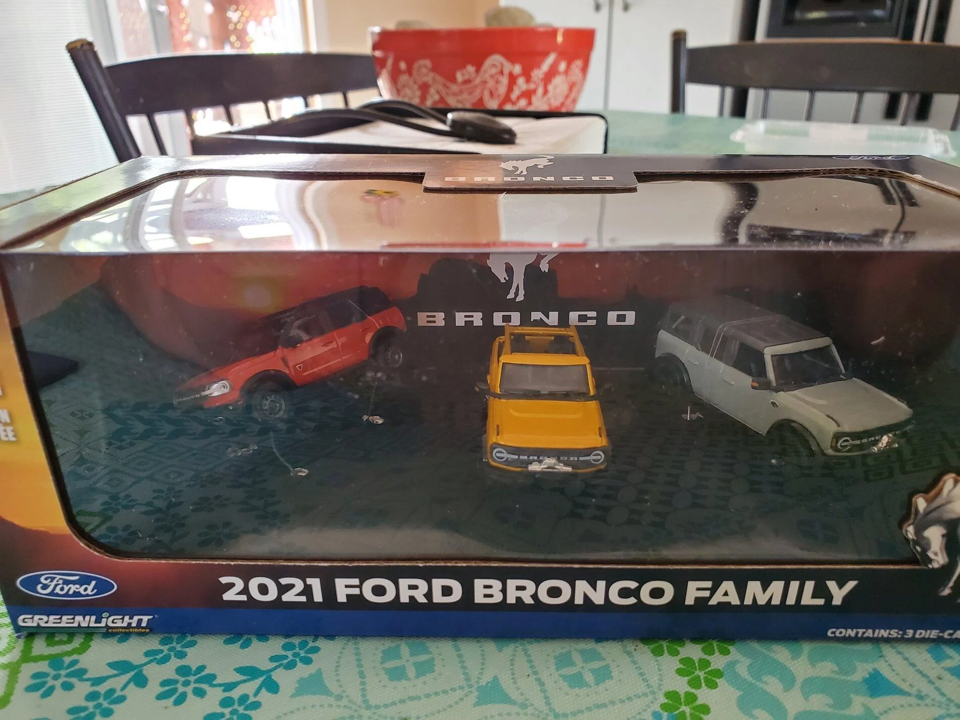 Ford Bronco Received Bronco family diecast models from Ford for converting reservation without consent 20210508_154029