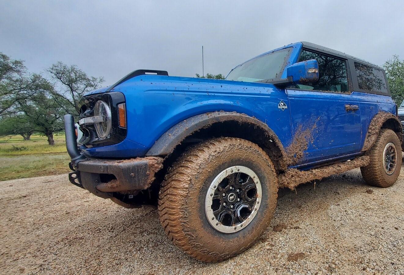 Ford Bronco Off-Rodeo Texas Austin Live today with Pics VB OBX.JPG
