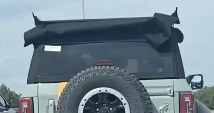 Ford Bronco 2 door spotted in the wild to