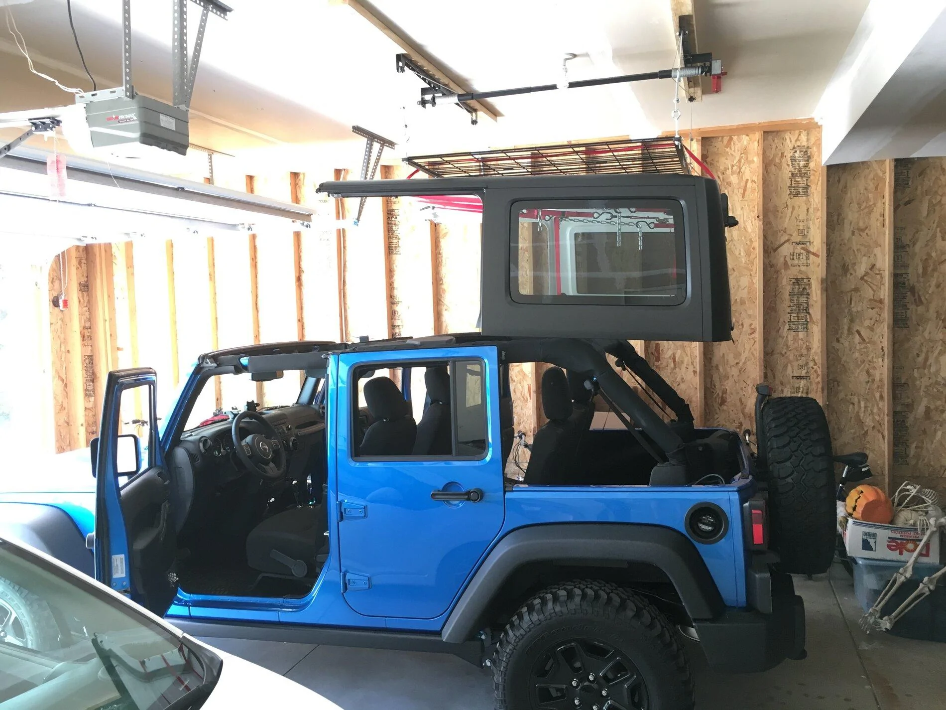 Ford Bronco Removable hard top Vs. Modular hard top IMG_1052