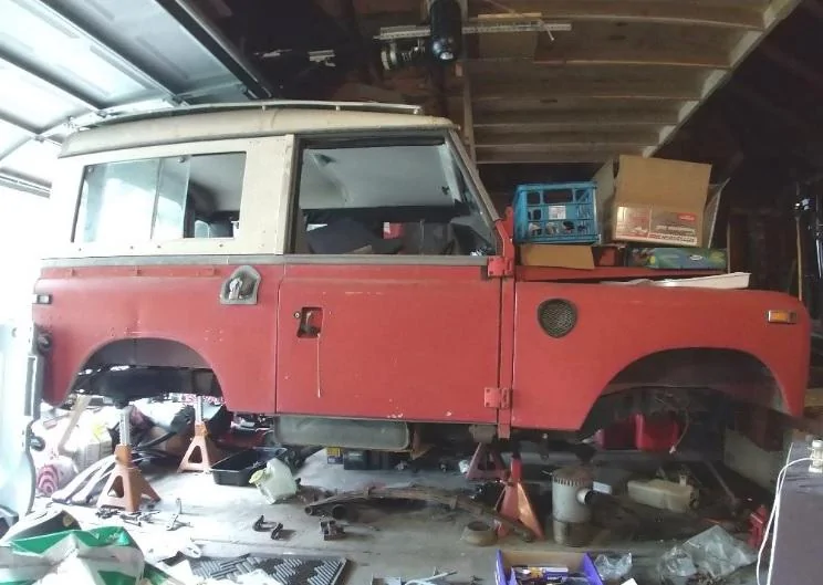 Ford Bronco I had Gen 1 Bronco's- Anyone else? LandRover