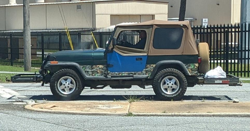 Ford Bronco 2-dr Bronco? I've found the solution for storage and towing... Jeep_2Hitch