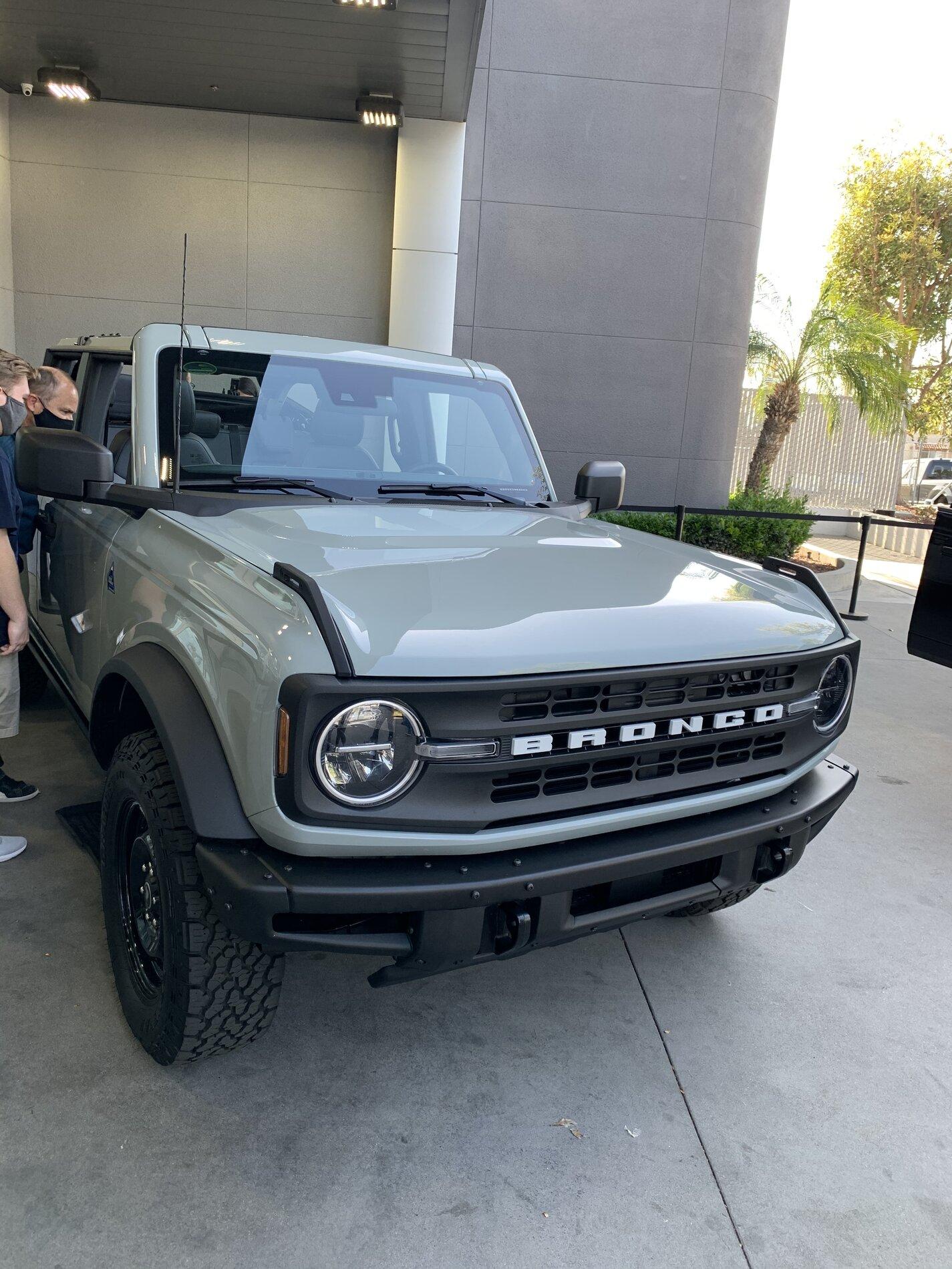Ford Bronco Where my mind goes as I wait ADE709A5-2389-4A12-9E66-5D900A4F9BFF