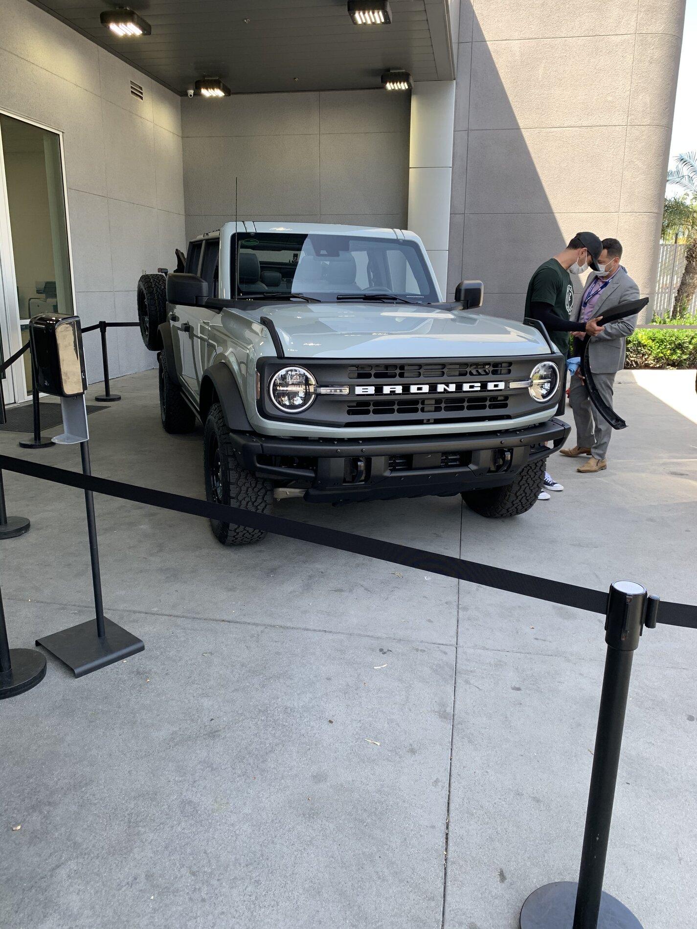 Ford Bronco Where my mind goes as I wait 54910AAB-E83B-42AC-8786-F2A65F383836