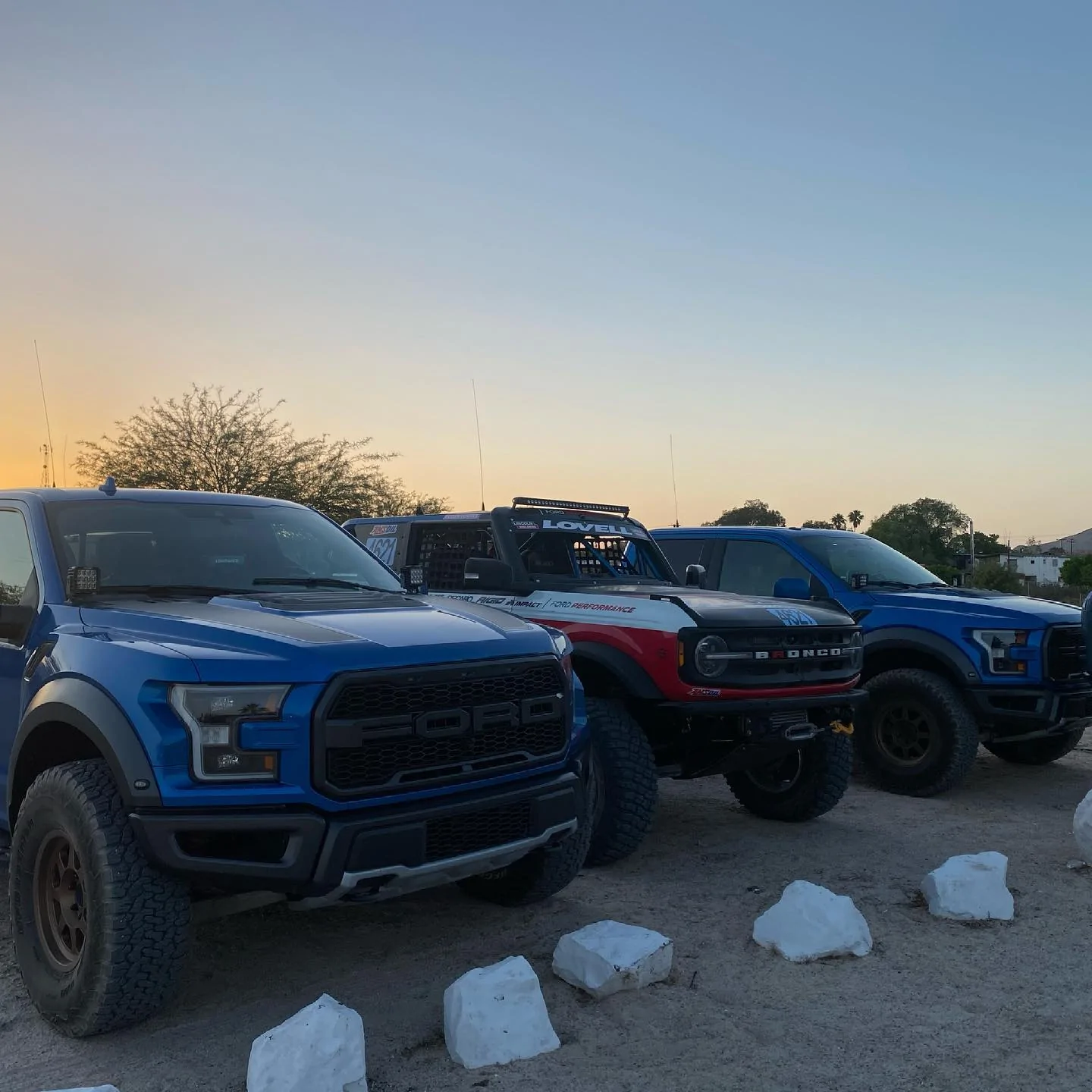 Ford Bronco 4600 class Broncos in Ultra4 Race @ San Felipe this weekend 186874966_3950719925005363_2098100316932980760_n