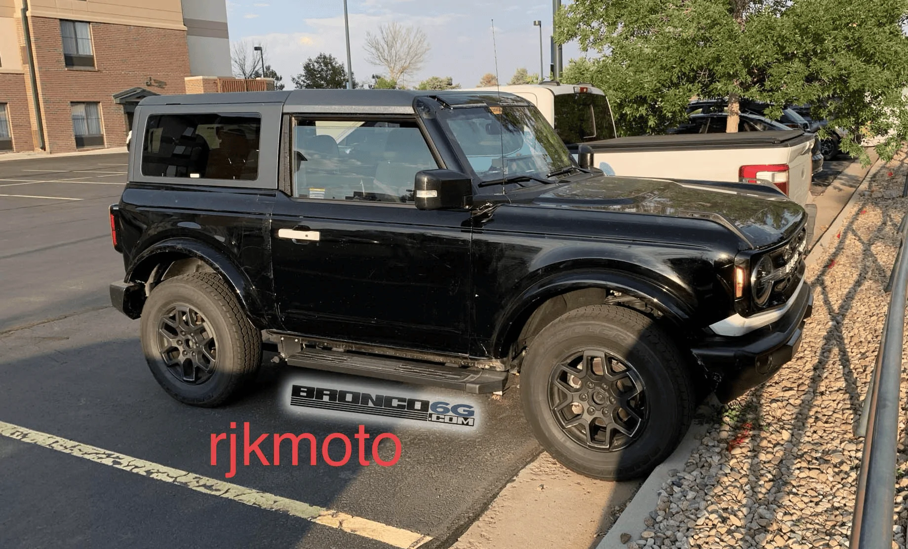 Ford Bronco OBX vs BL conflicted 1621171365868