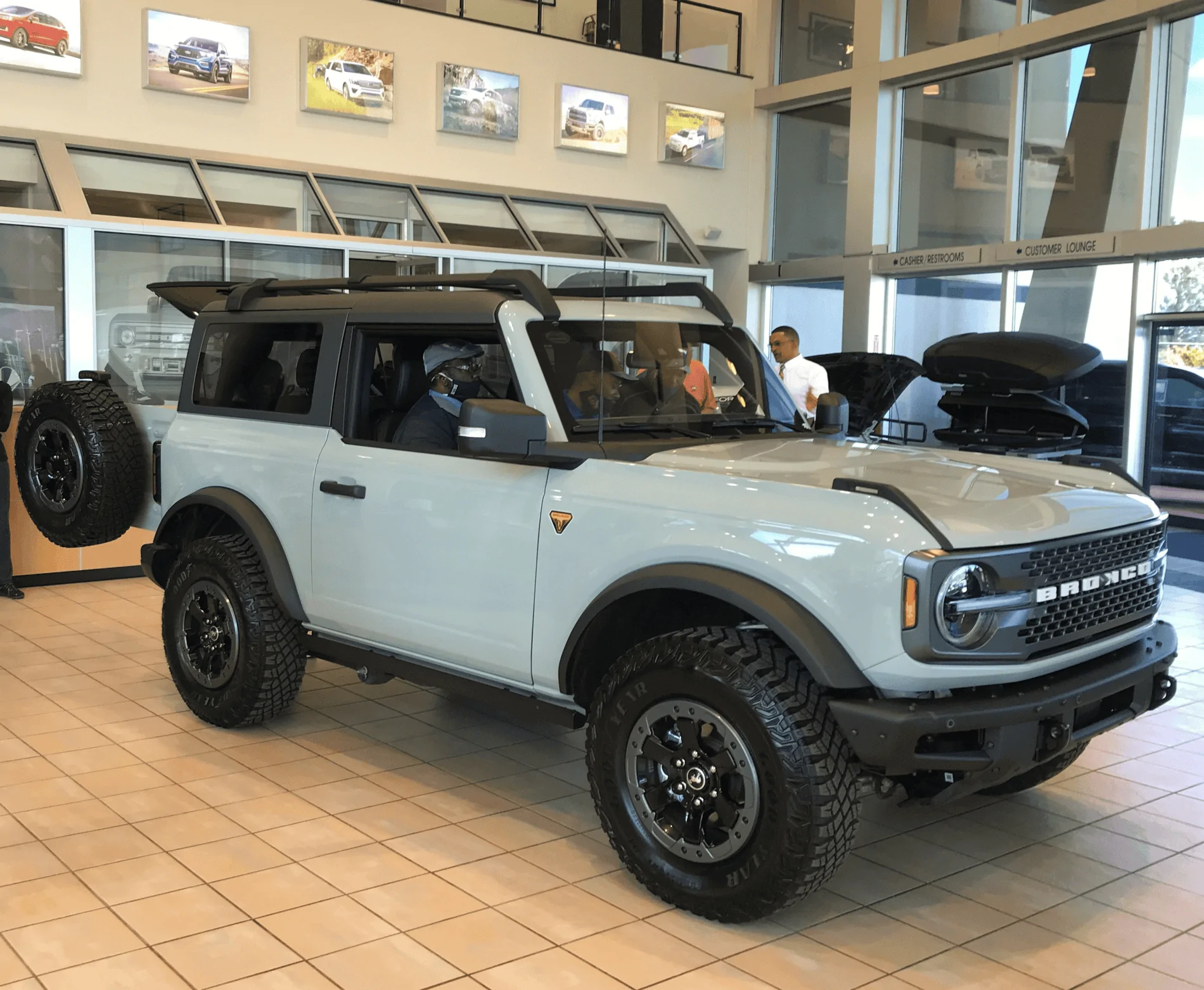 Ford Bronco OBX vs BL conflicted 1621171413079