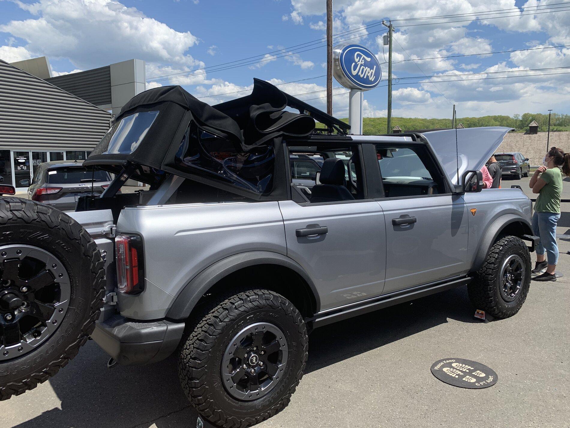Ford Bronco Photo requests? E6ED54C9-2171-4129-8D4C-6E9D6512AB9F