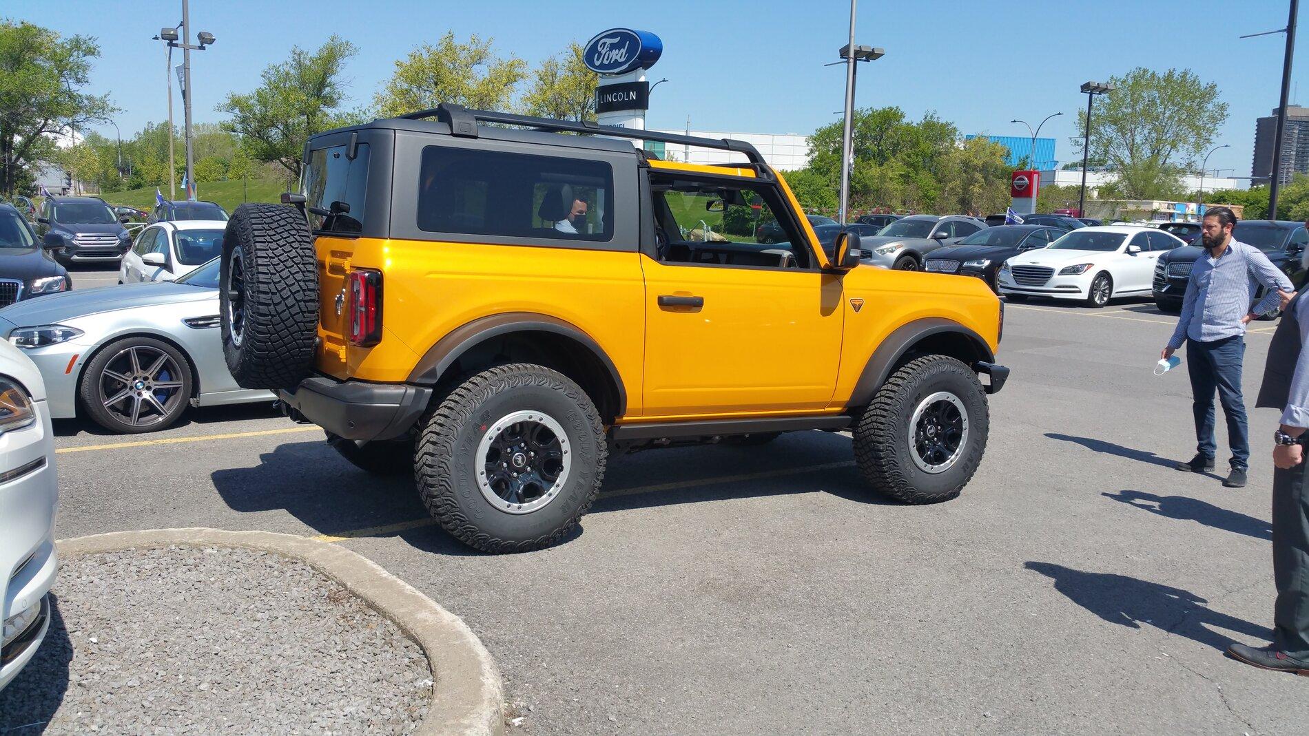 Ford Bronco Cyber Orange 2 Door Bronco Badlands Sasquatch Looking Proper + Video 20210517_105731