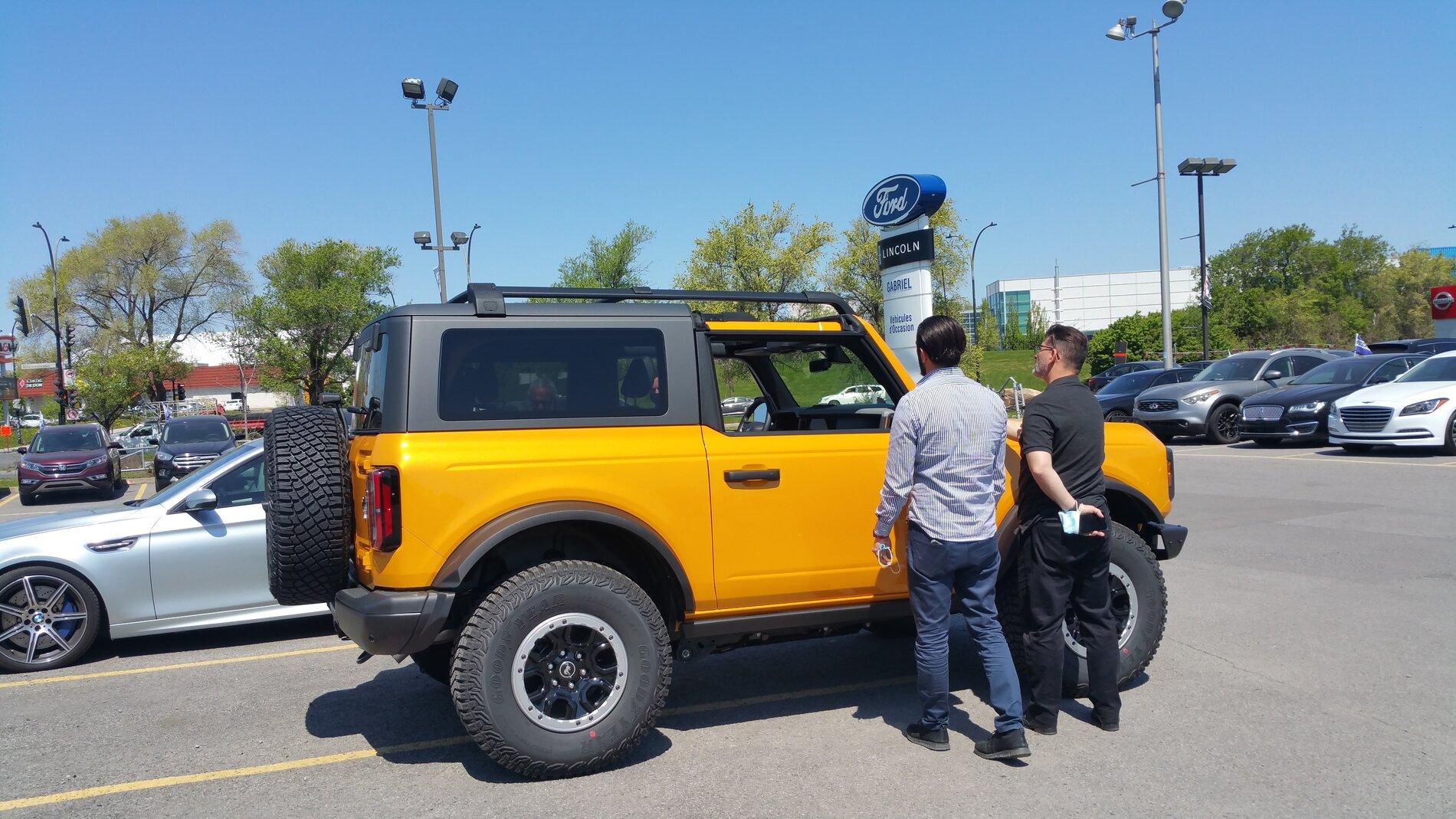 Ford Bronco Cyber Orange 2 Door Bronco Badlands Sasquatch Looking Proper + Video 20210517_111256