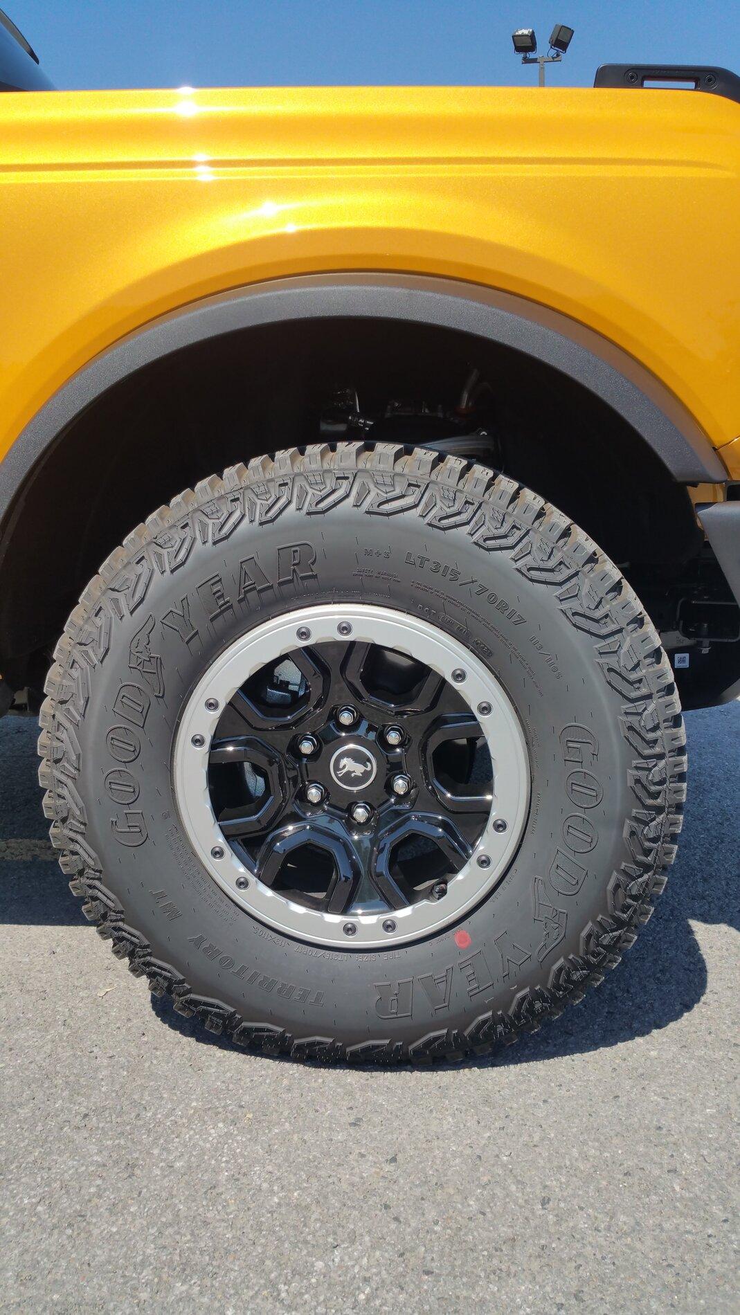 Ford Bronco Cyber Orange 2 Door Bronco Badlands Sasquatch Looking Proper + Video 20210517_112120