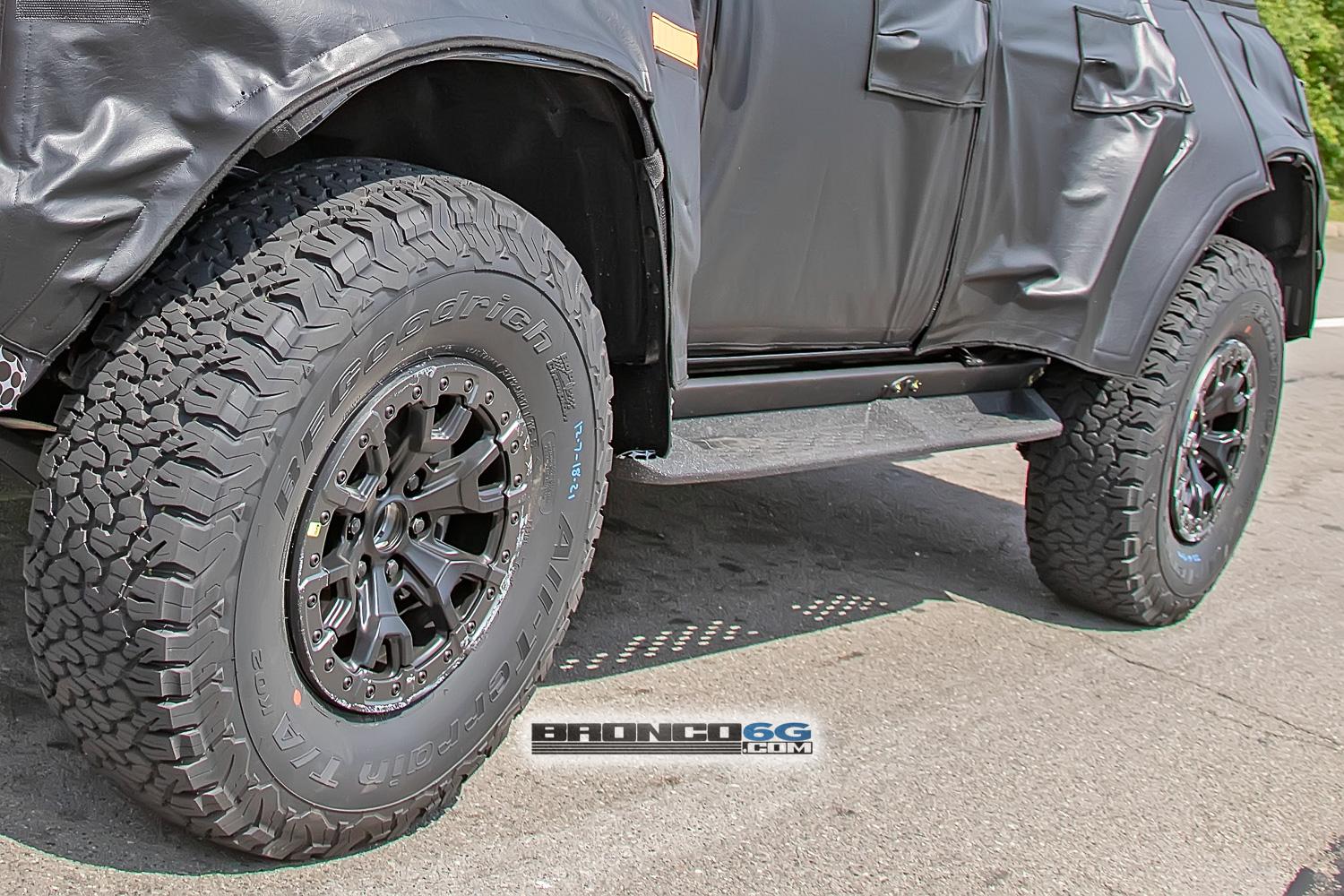 Ford Bronco Spied: Bronco Warthog Hints at FORD Grille and Other New Details warthog-bronco-ford-grille-marker-lights-running-boards-side-steps-bead-lock-37-inch-wheels-5