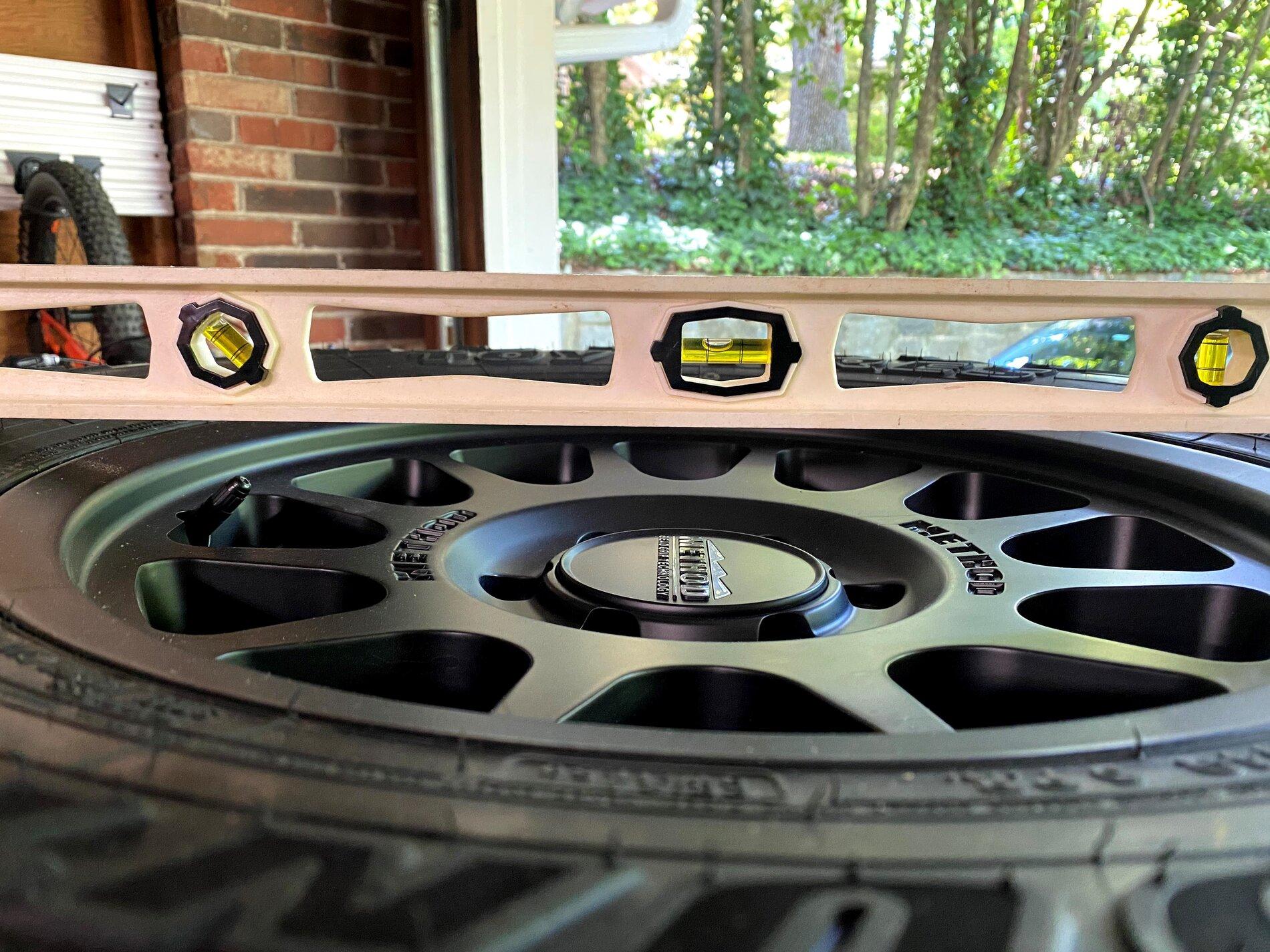Ford Bronco DADW4GN is GO! wheel dish