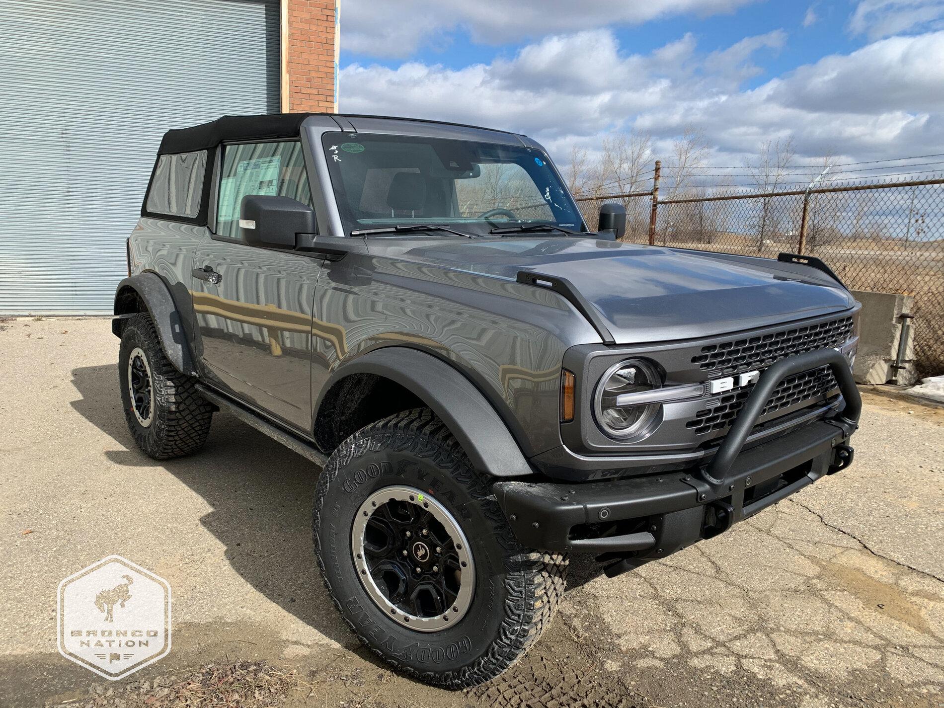 Ford Bronco Your Favorite Bronco Pic? CRBG-BL-10
