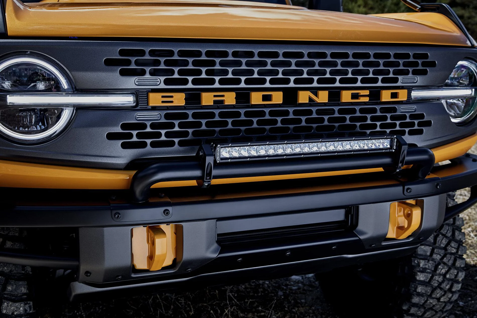 Ford Bronco Modular Bumper Bronco Bolt Accessory Mounting Locations FordBronco_2dr_accesories_08
