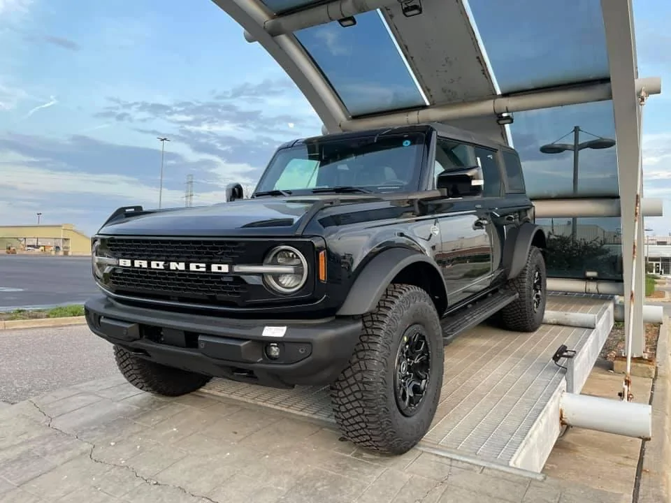 Ford Bronco 📸: MAP Display Showing Bronco 4-Door Shadow Black Wildtrak 1CEF4A57-91CA-4B21-9C16-C5692A6CB575