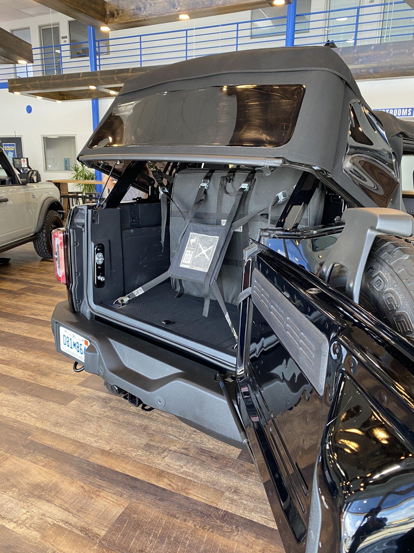 Ford Bronco First Time Seeing Bronco & VIN!!! [Tons of Measurement Pics & Videos] 0E8A7E56-7CF5-4D67-B292-448D292731FD