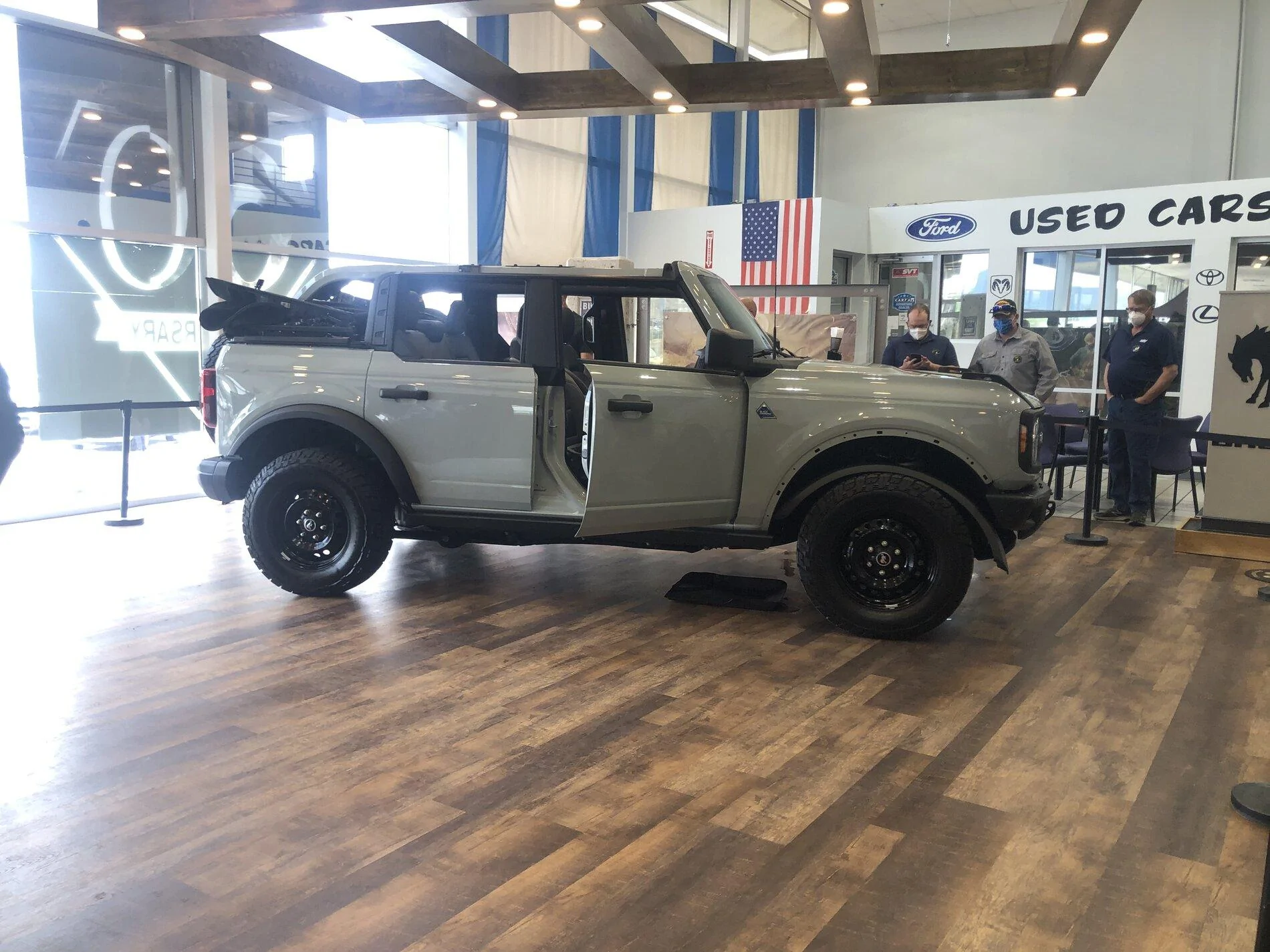 Ford Bronco NM Dealerships IMG-3133 (1)