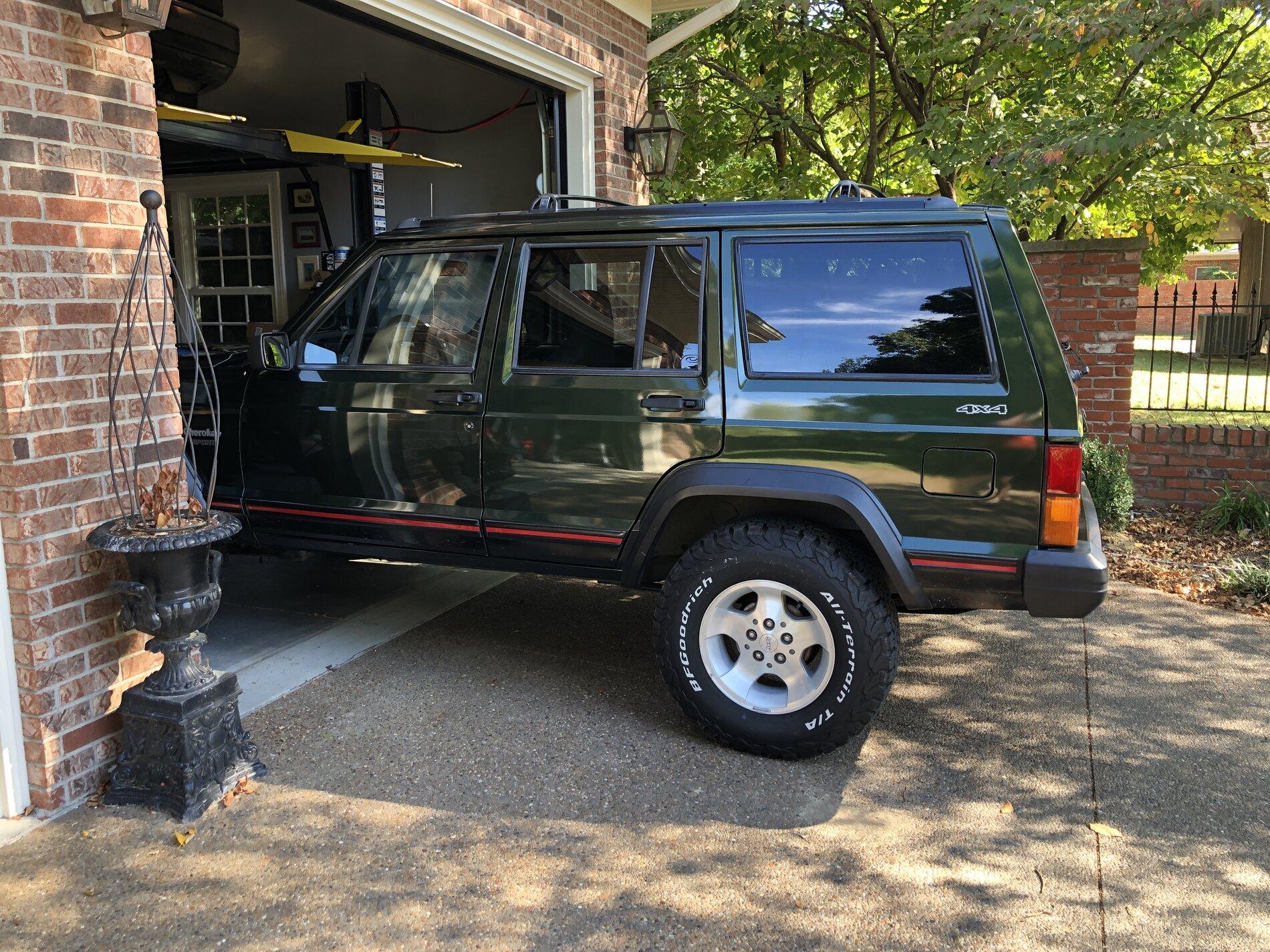Ford Bronco 4 hours to E day... what's your breaking point? 59103016524__C33B3FDE-F19D-41AD-9322-2B2800910460.JPG