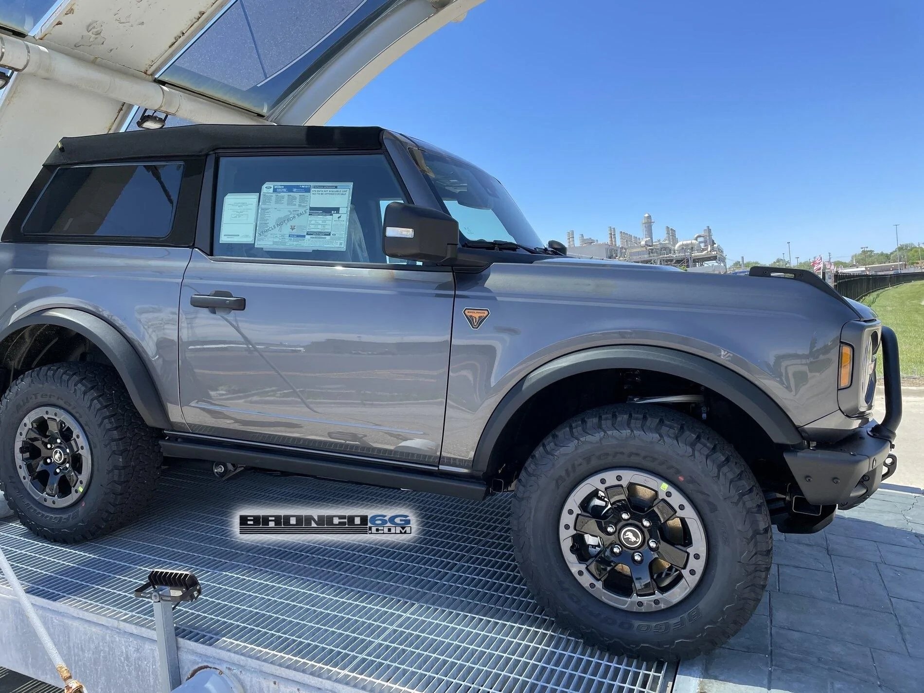 Ford Bronco SPOTTED: MAP Broncos & 4DR Wildtrak vs F150 Raptor Comparison 572F481B-58C1-472A-BF62-1F957B65B833