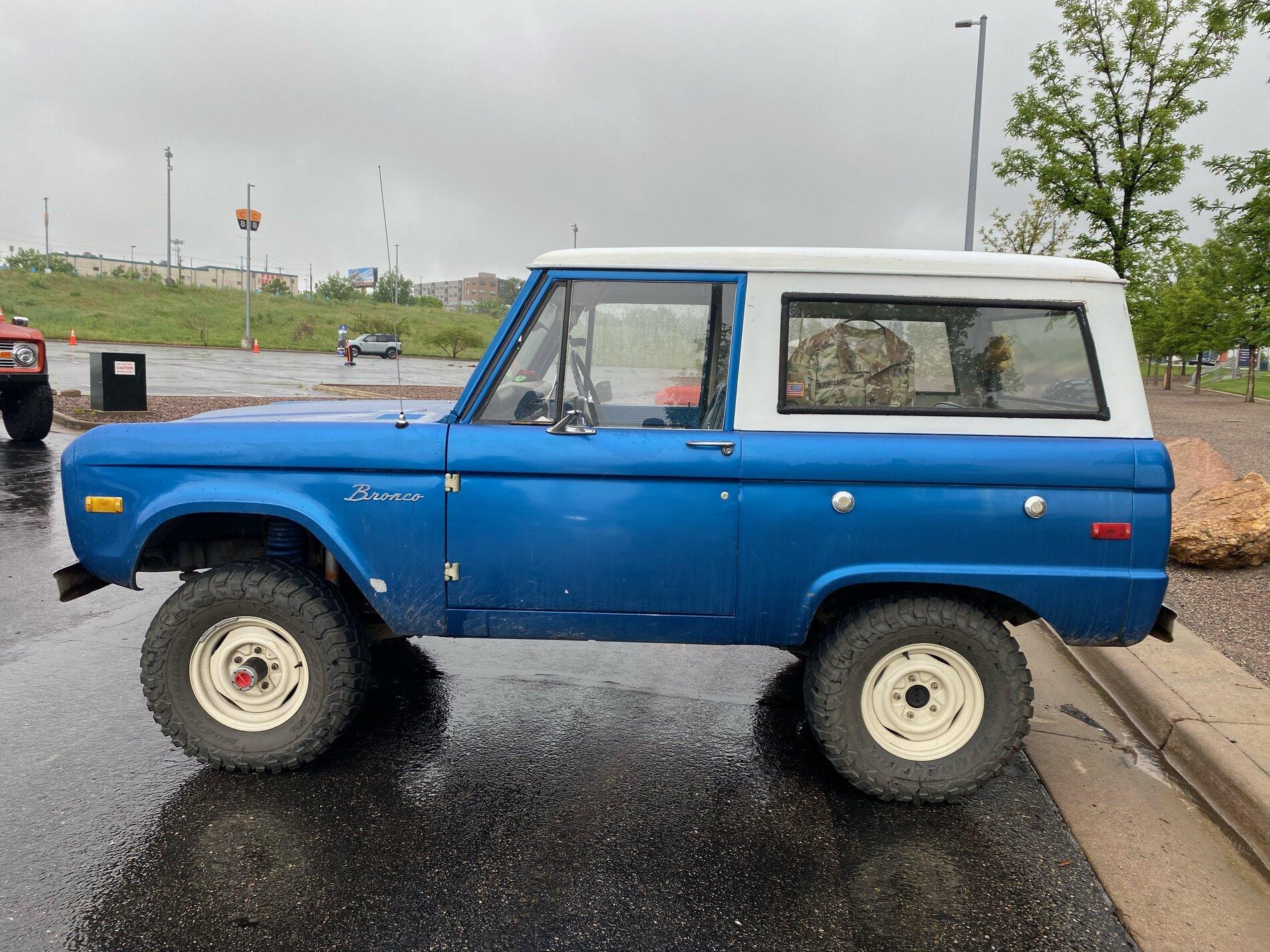 Ford Bronco Colorado Bronco Stadium Event CF277F12-8F3F-4907-A83B-52AFFB88DBE2