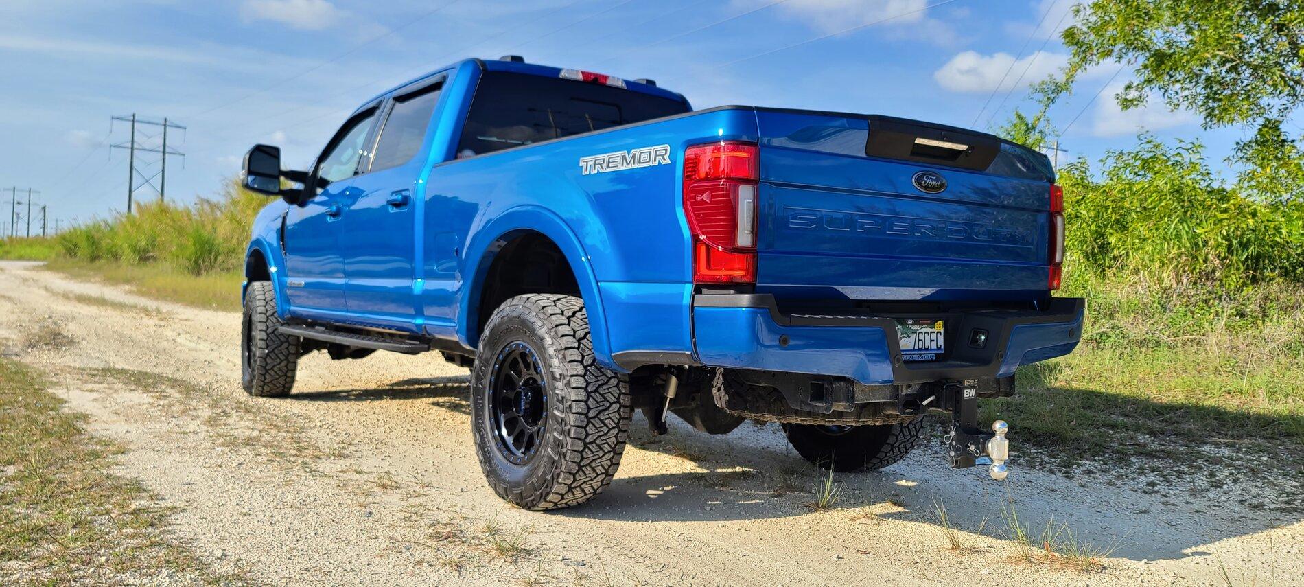 Ford Bronco Nitto ridge grappler vs BFG KO2 20210525_180041