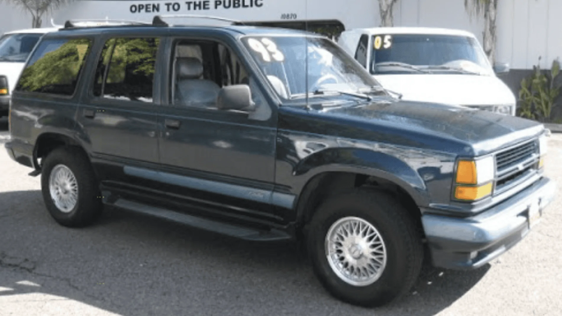 Ford Bronco 2nd choice paint option 138803B3-9F56-4A3F-A6CD-DED366D5E10E