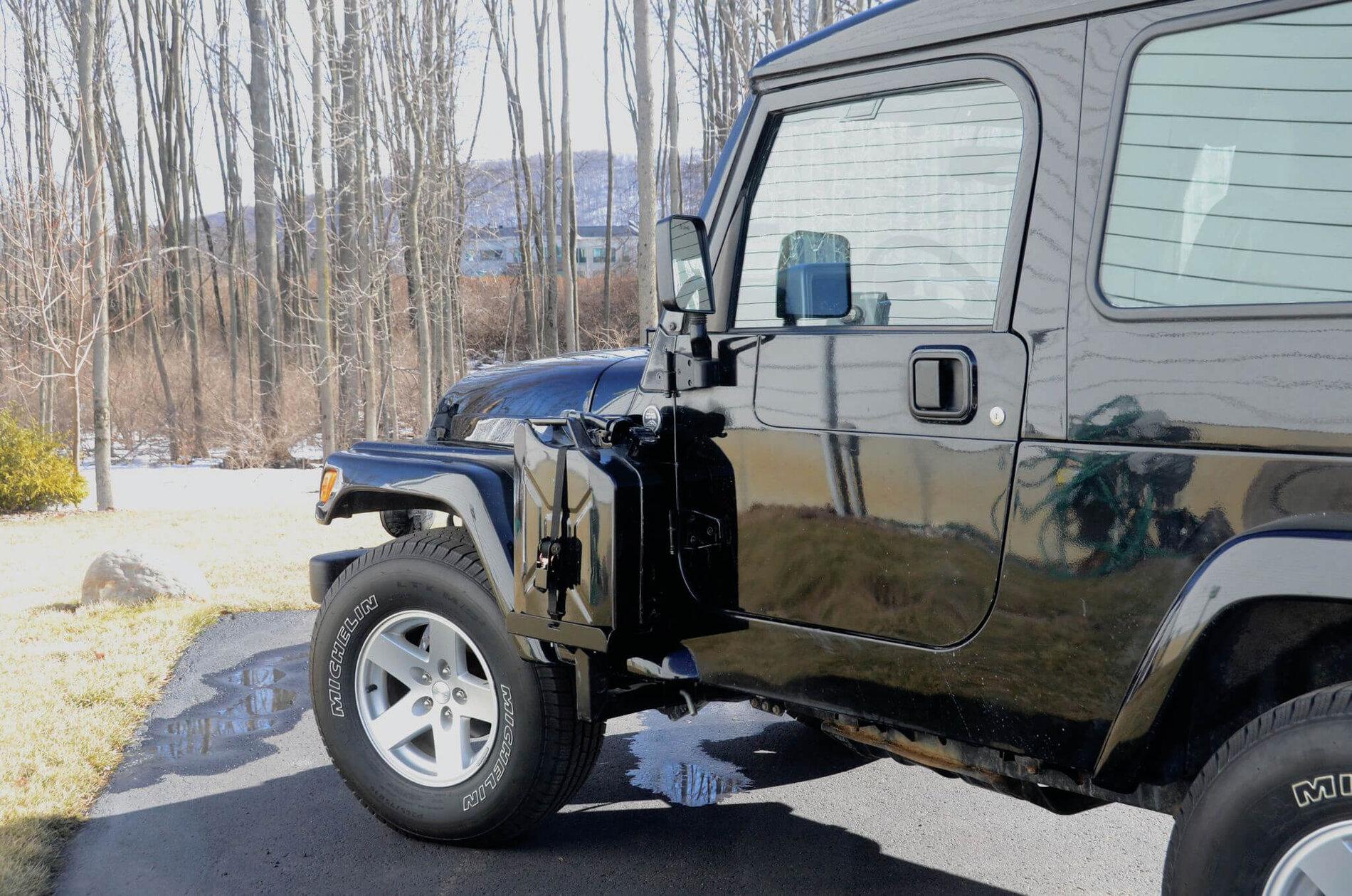 Ford Bronco Upgrading Bronco fuel tank capacity Sidegascan