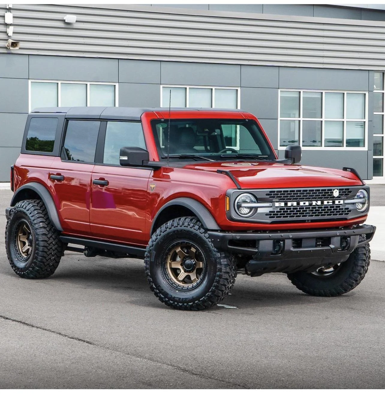 Ford Bronco 37s fit on a stock BADLANDS! But can't offroad 🤦🏻‍♂️ D4BAEAD7-137D-4518-A0EB-1BECD84A5440