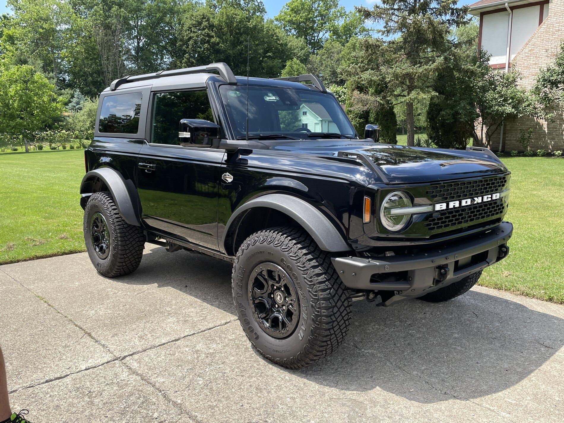Ford Bronco Black 2 Door WildTrak spotted in Ohio 81FBD9D1-A52D-4DE5-A7A5-F6EDB50C5D5D