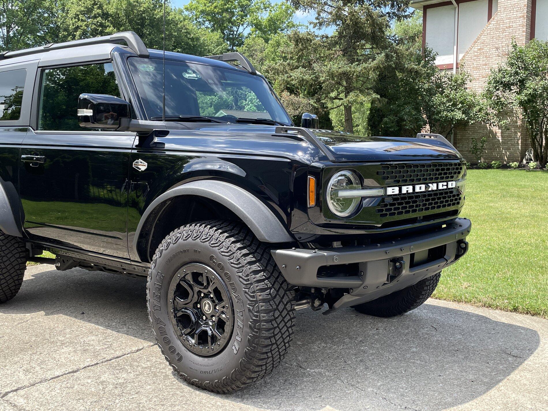 Ford Bronco Black 2 Door WildTrak spotted in Ohio 05D8471E-9FE9-483A-922E-C11A6AF925A2