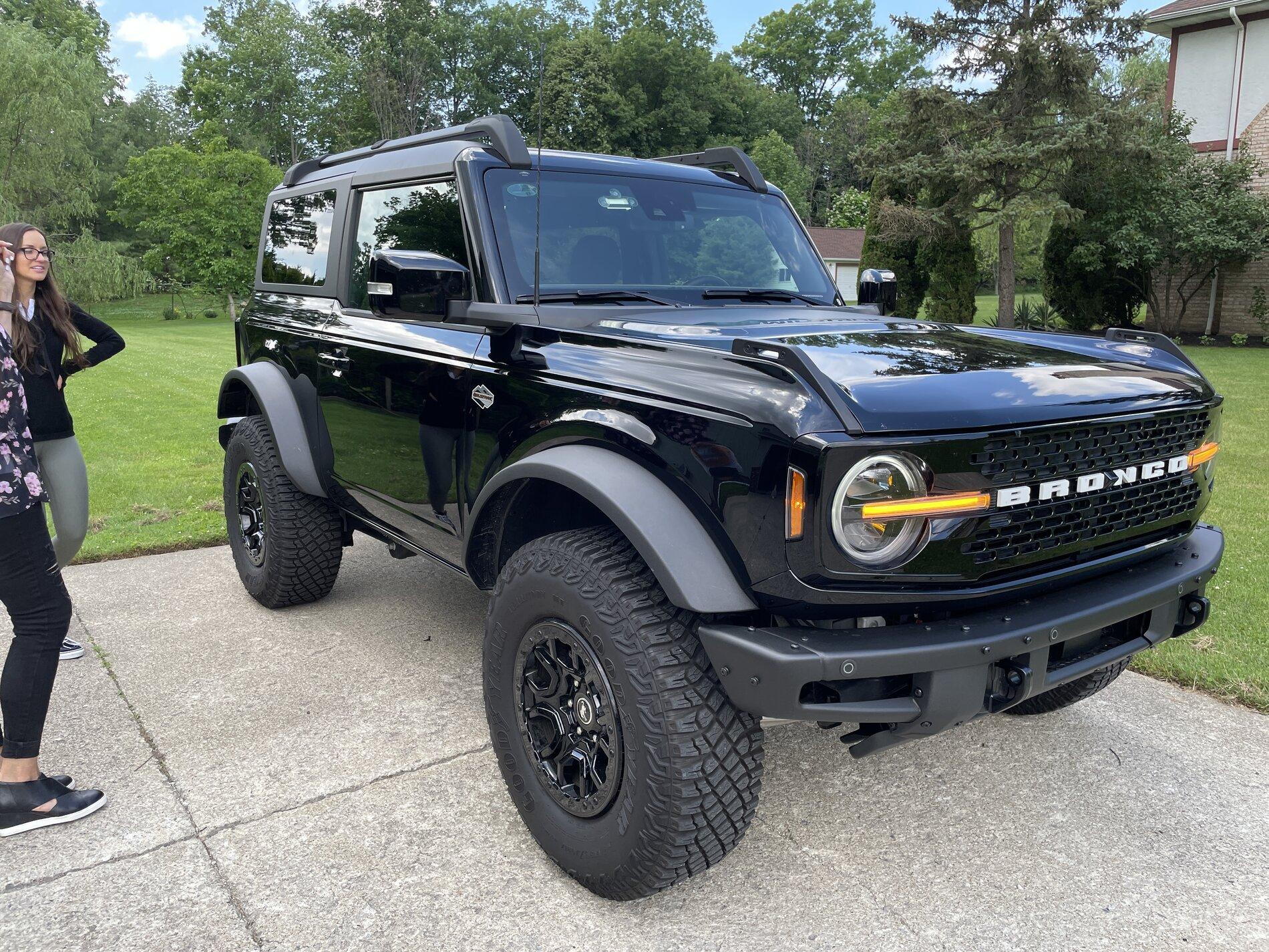 Ford Bronco Black 2 Door WildTrak spotted in Ohio 9593100E-50D1-4D59-9961-A04F3C81B0F4